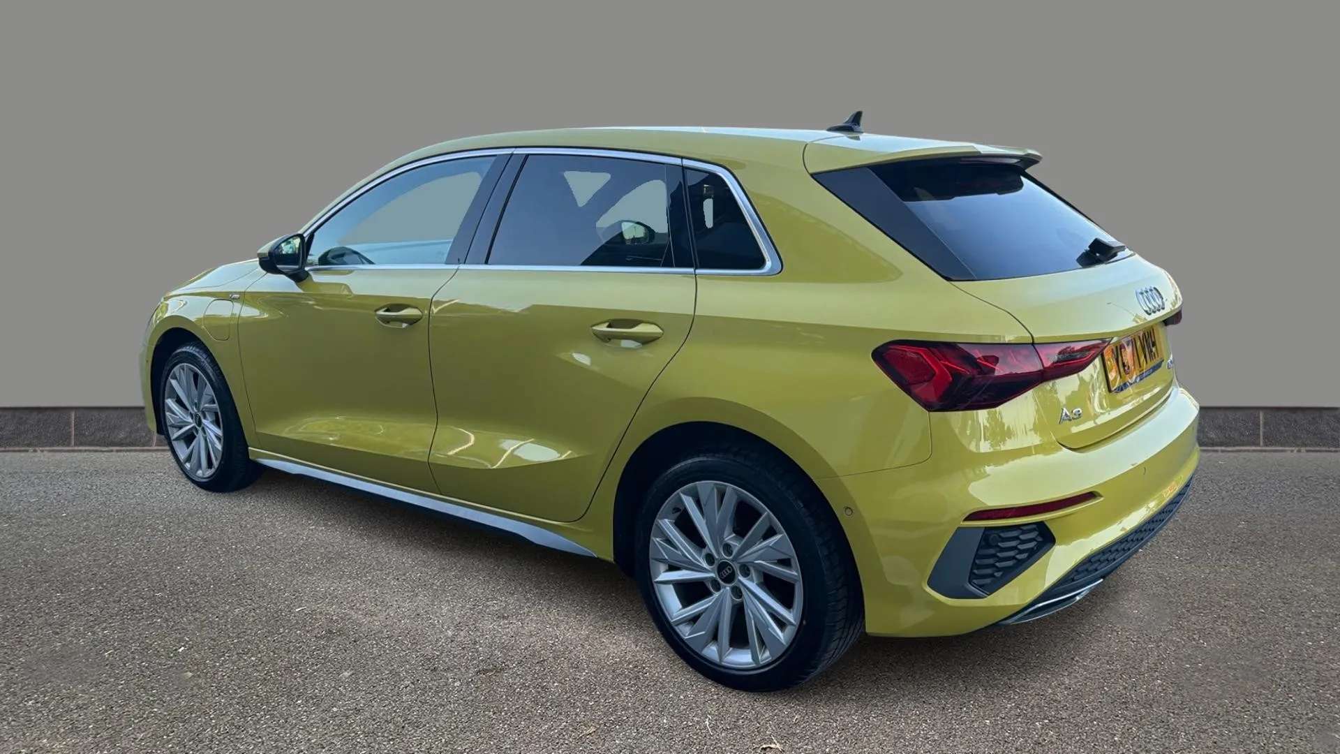 A 2021 AUDI A3 40 TFSI e S Line S Tronic A 2021 AUDI A3 40 TFSI e S Line S Tronic