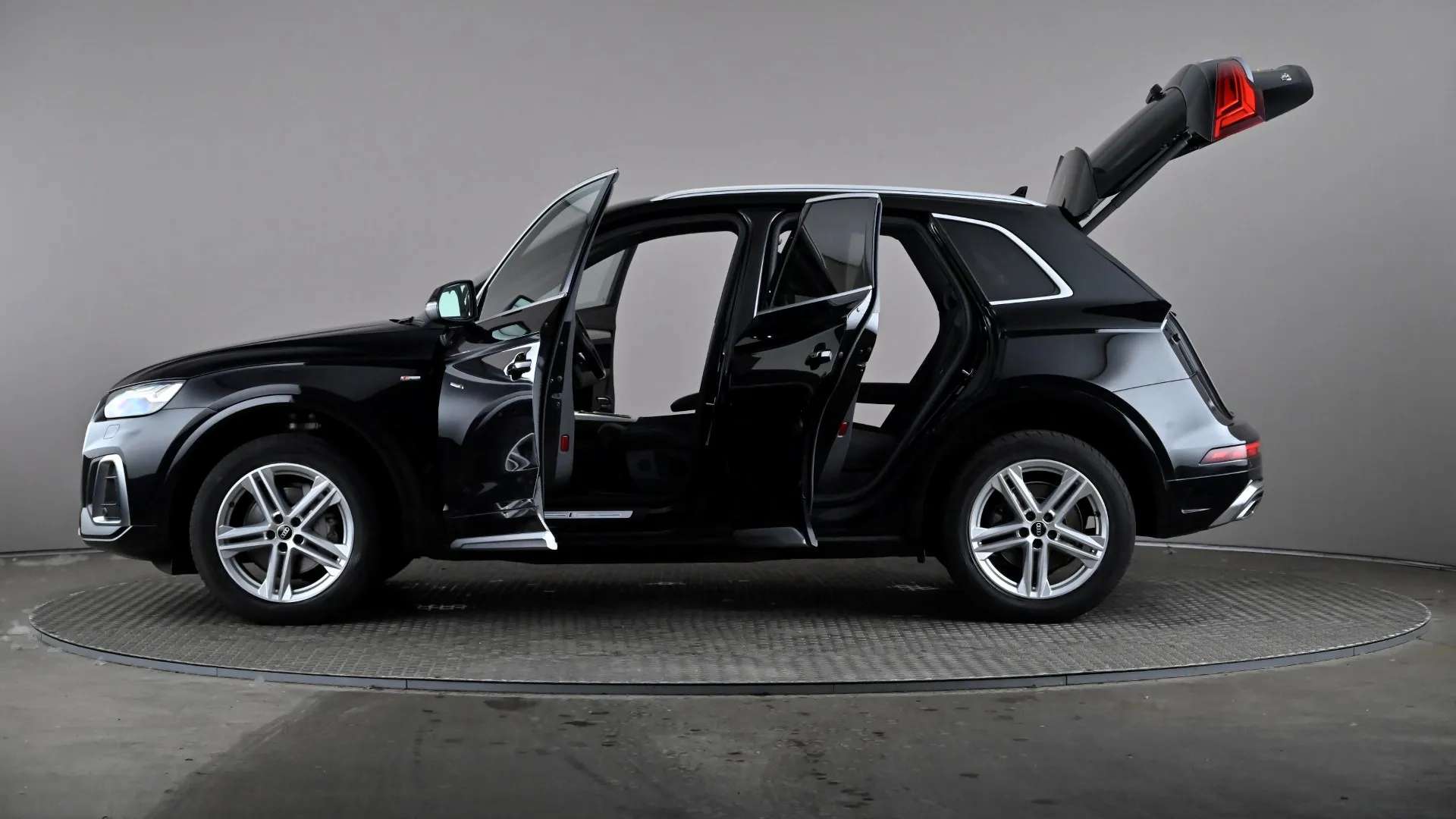 2021 AUDI Q5 2021 AUDI Q5