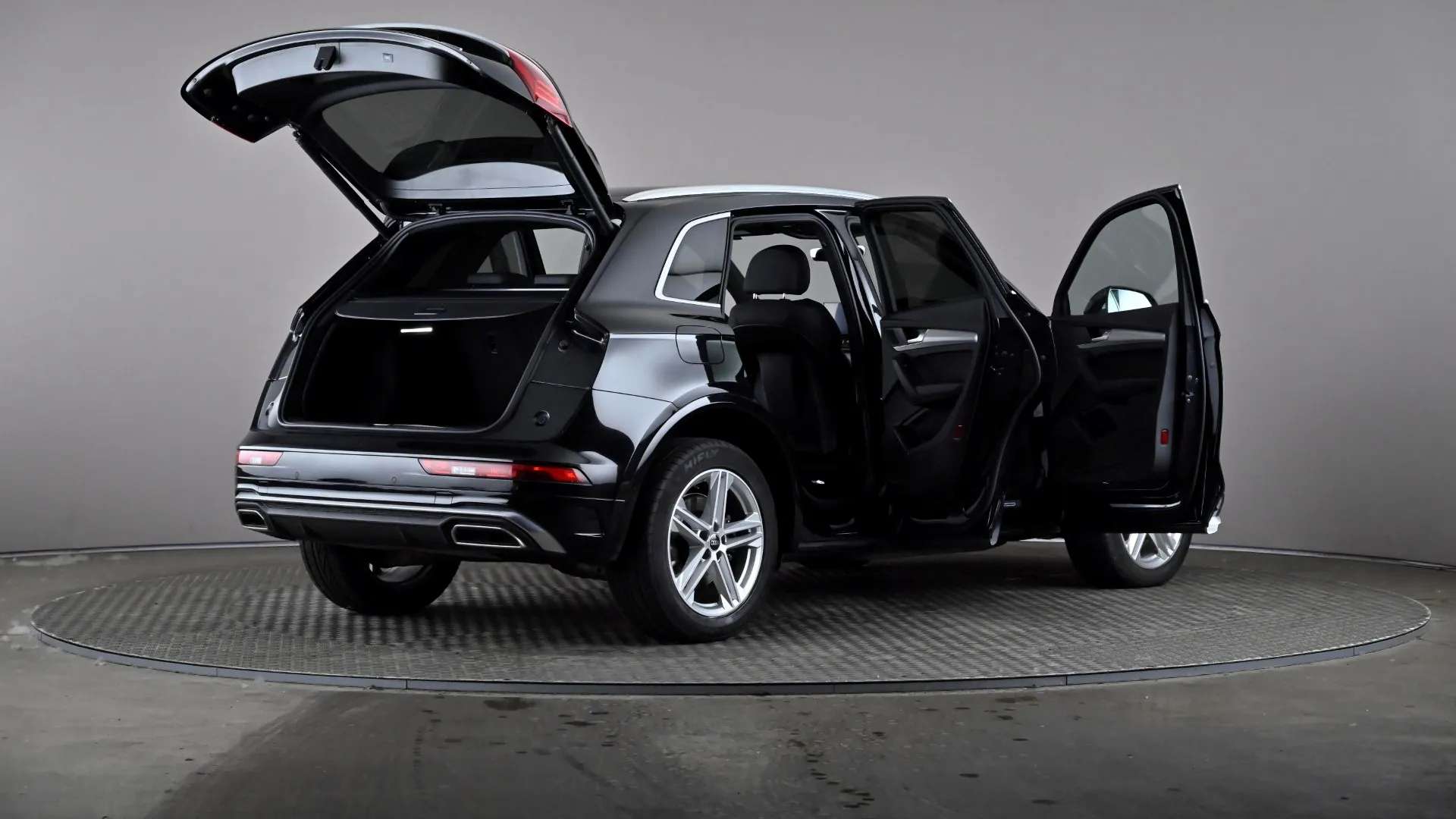 2021 AUDI Q5 2021 AUDI Q5