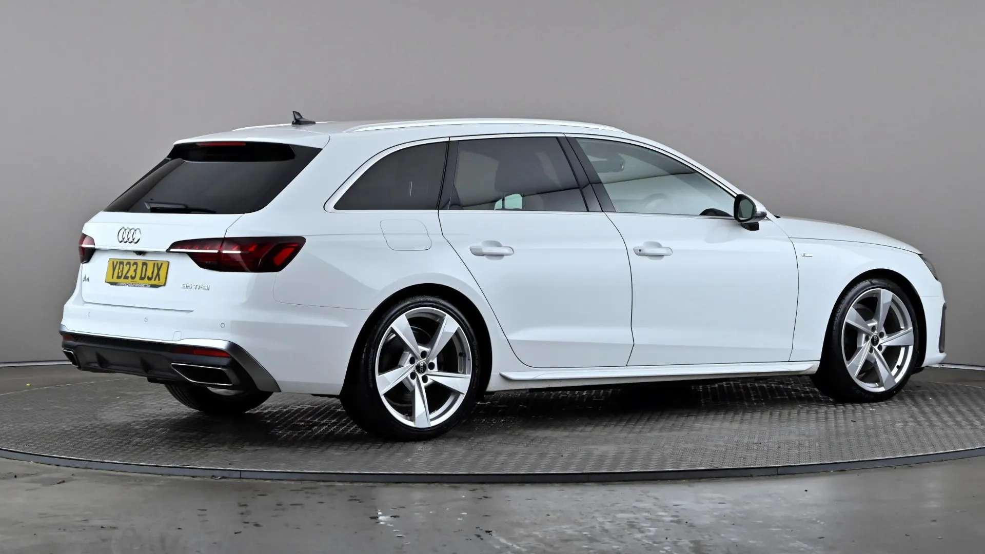 2023 AUDI A4 2023 AUDI A4