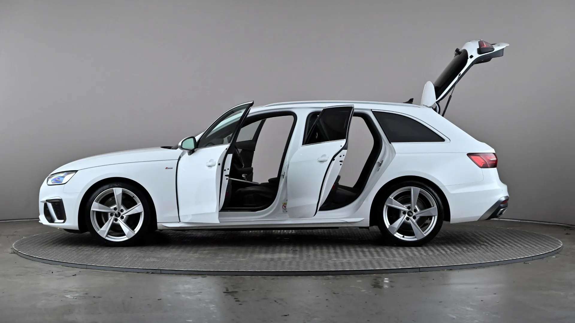 2023 AUDI A4 2023 AUDI A4