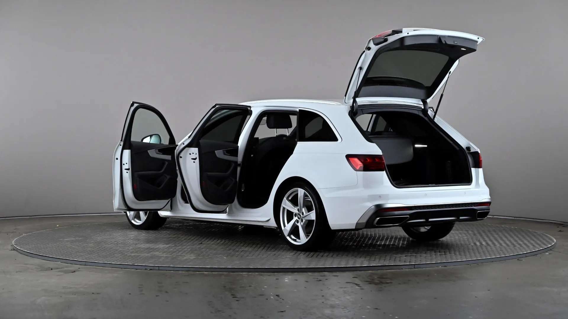 2023 AUDI A4 2023 AUDI A4