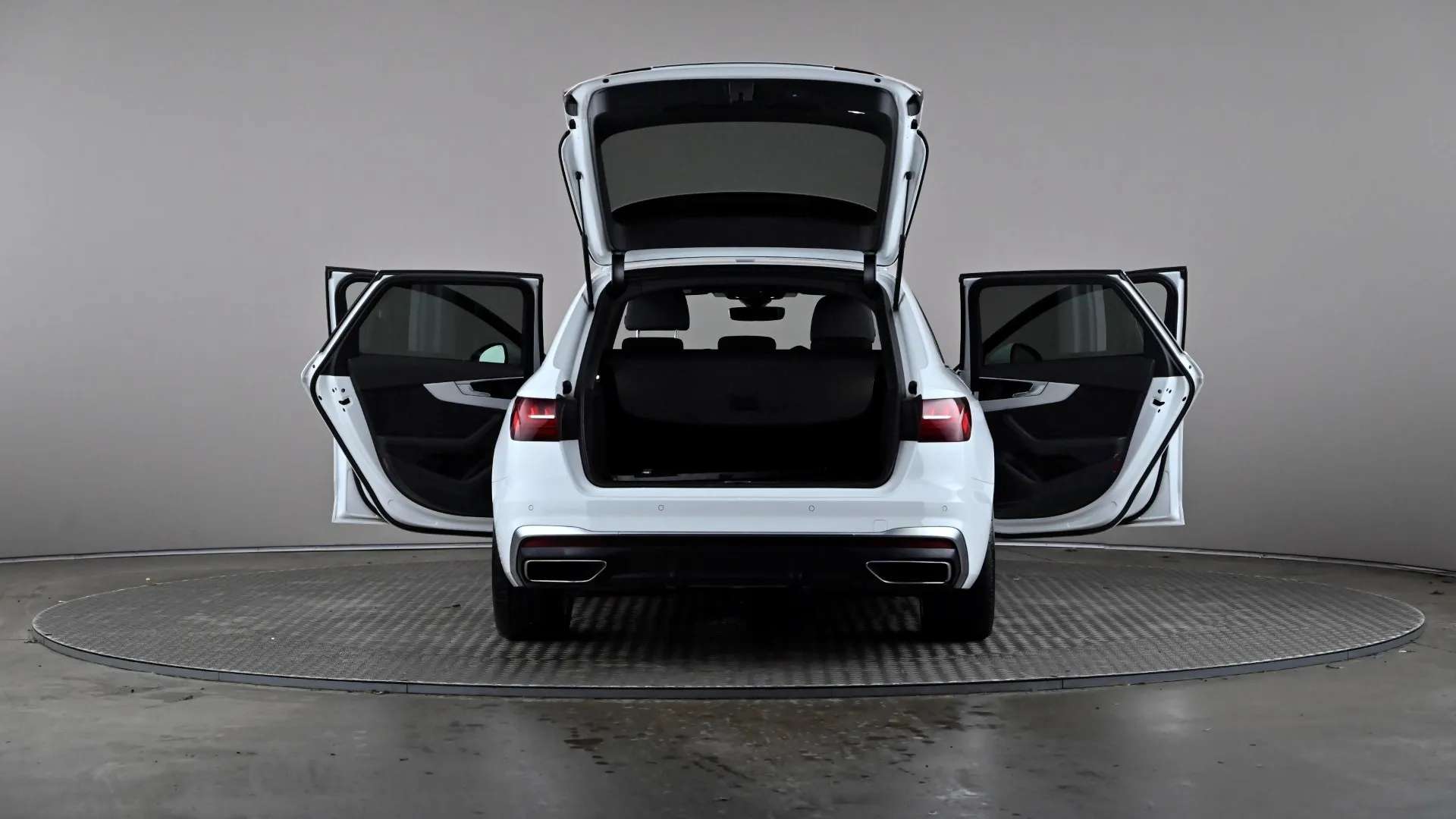 2023 AUDI A4 2023 AUDI A4