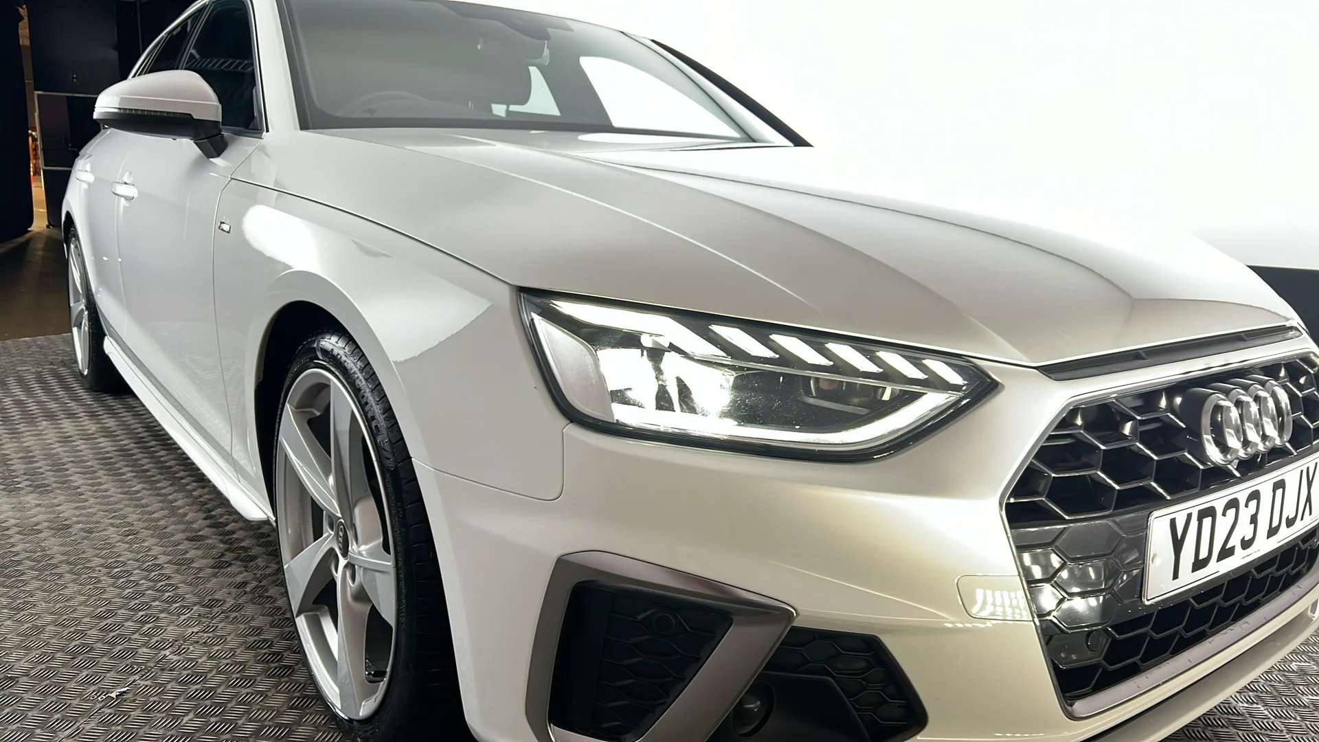 2023 AUDI A4 2023 AUDI A4