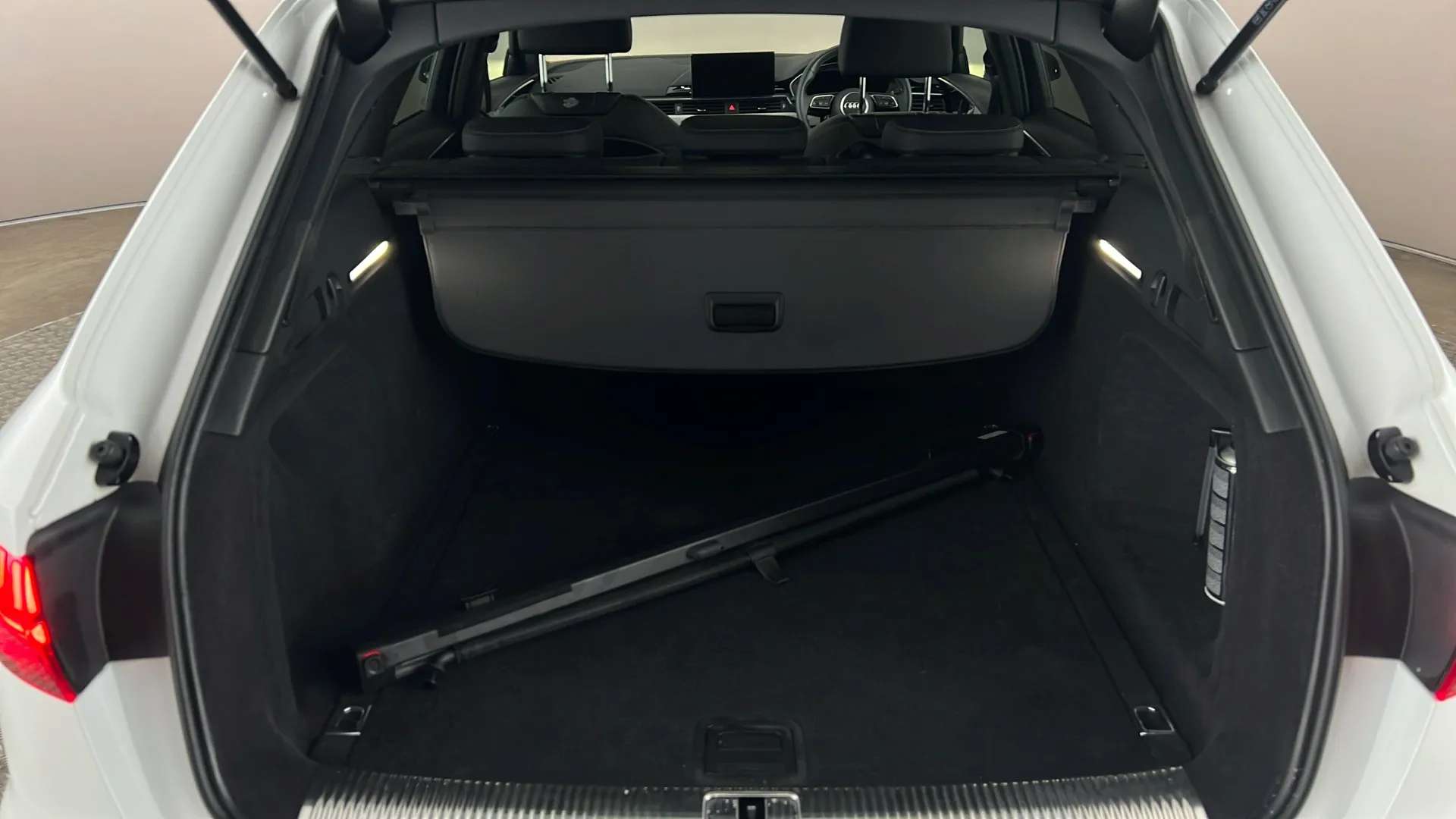 2023 AUDI A4 2023 AUDI A4