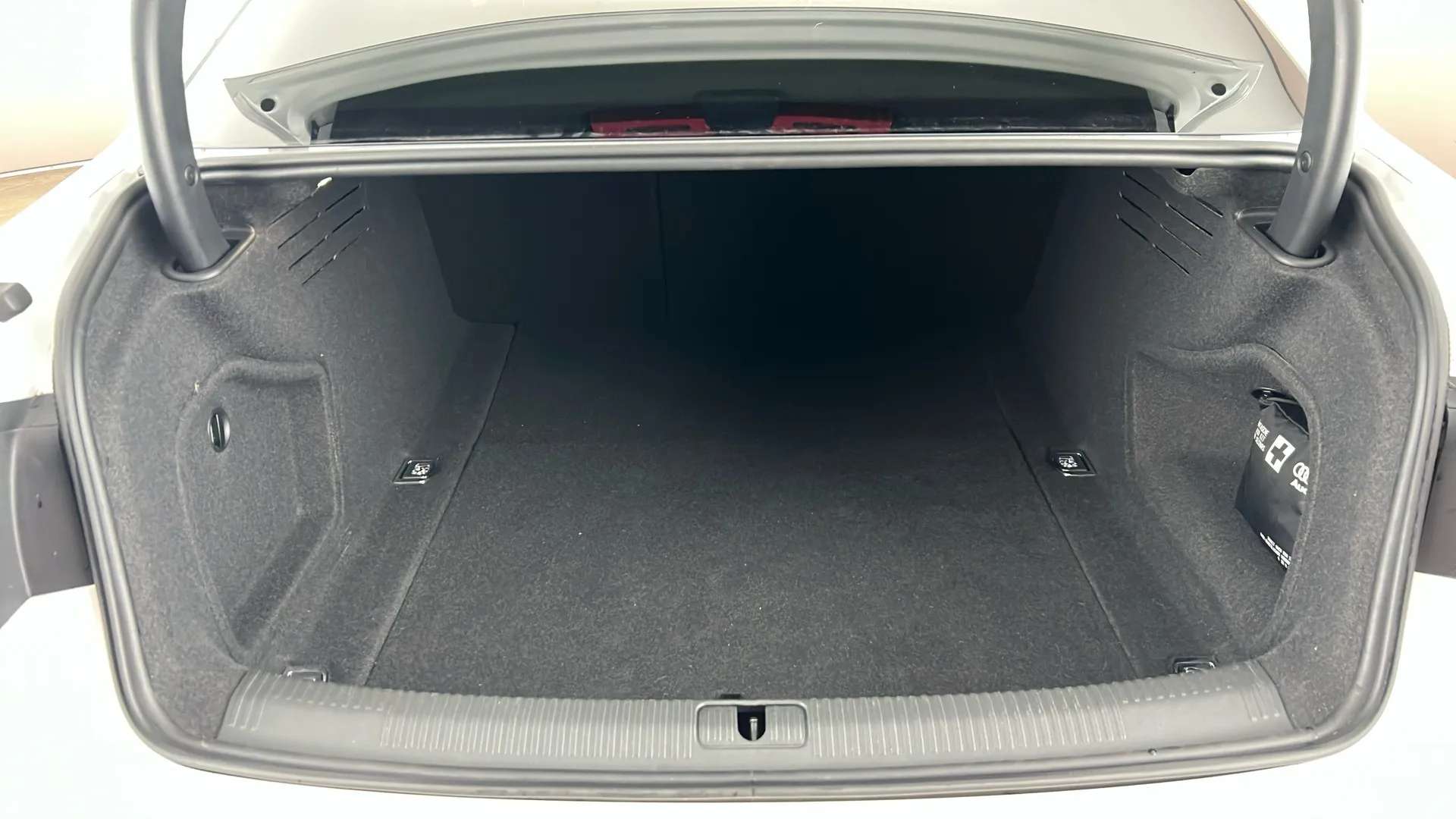 2022 AUDI A4 2022 AUDI A4