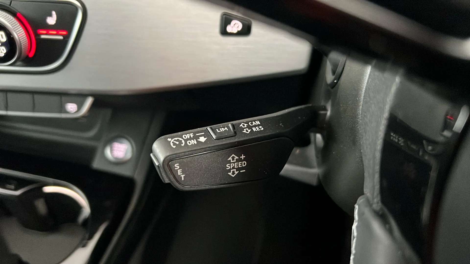 2022 AUDI A4 2022 AUDI A4