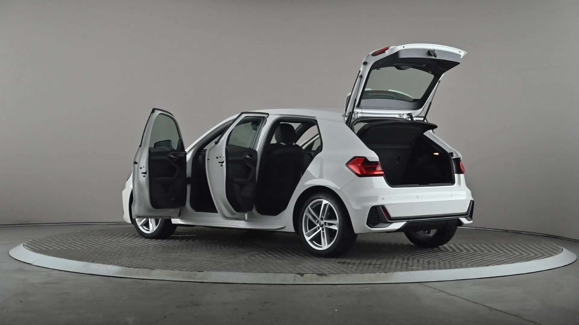 2023 AUDI A1 2023 AUDI A1