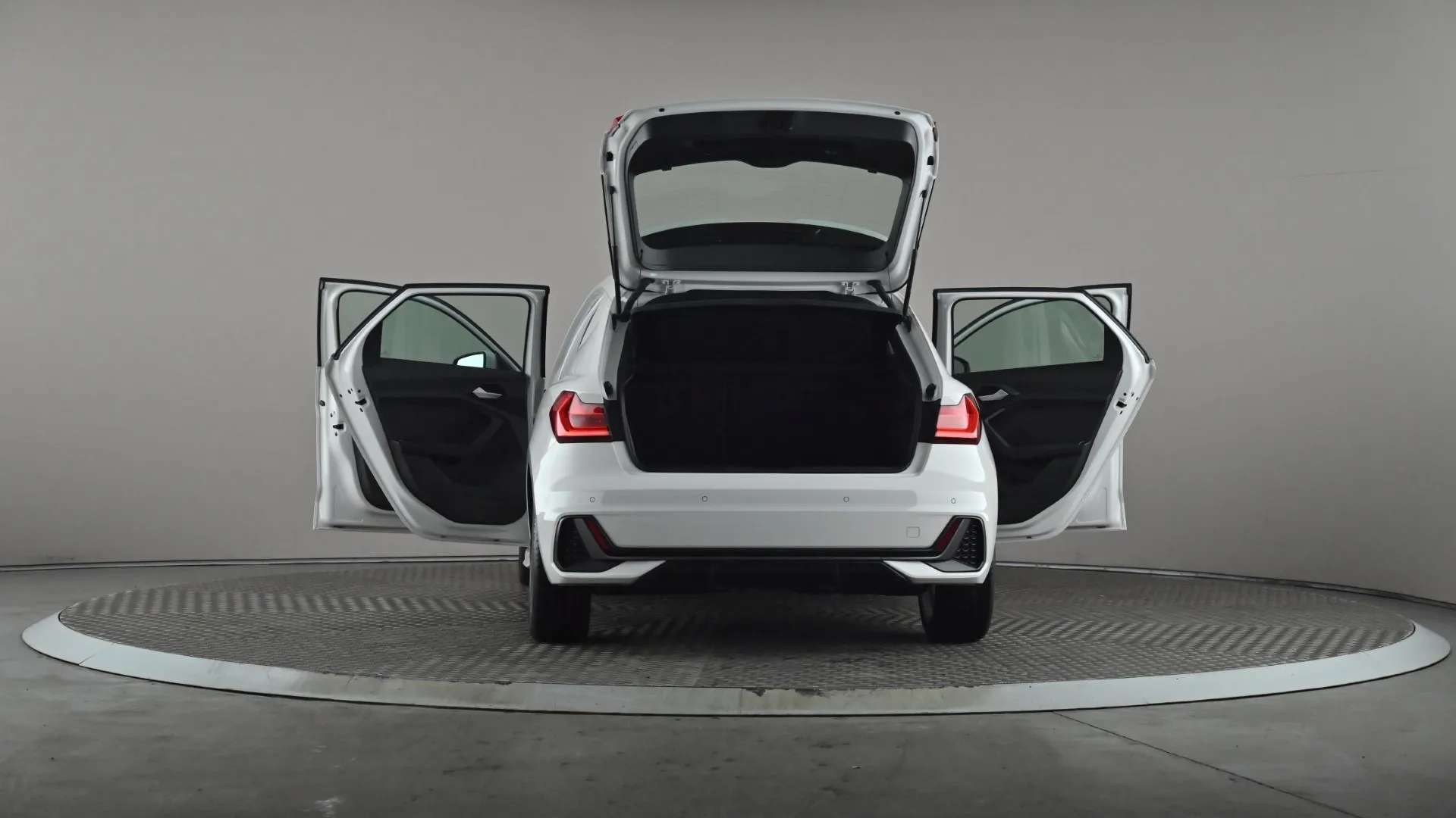 2023 AUDI A1 2023 AUDI A1