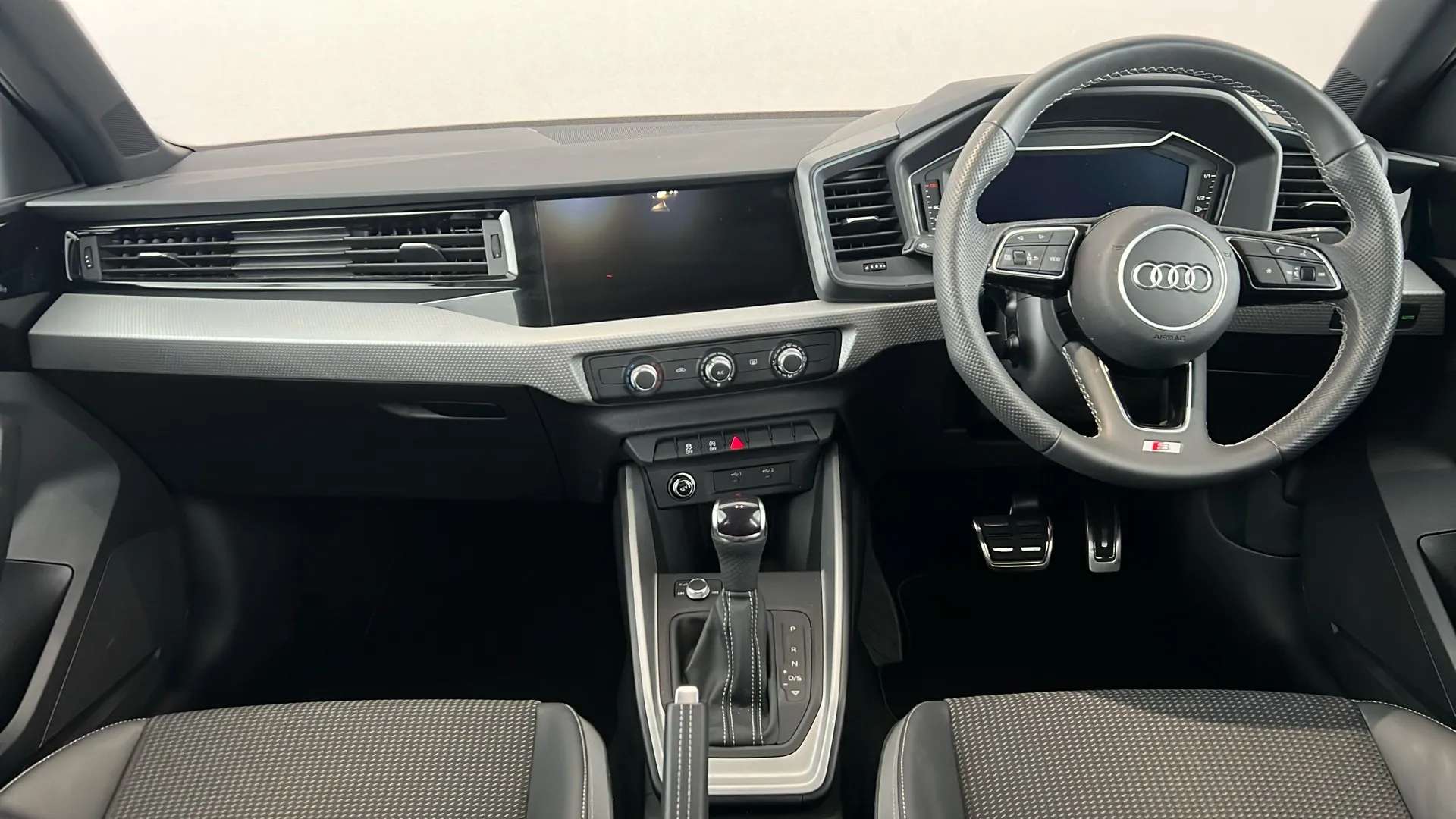 2025 AUDI A1 2025 AUDI A1