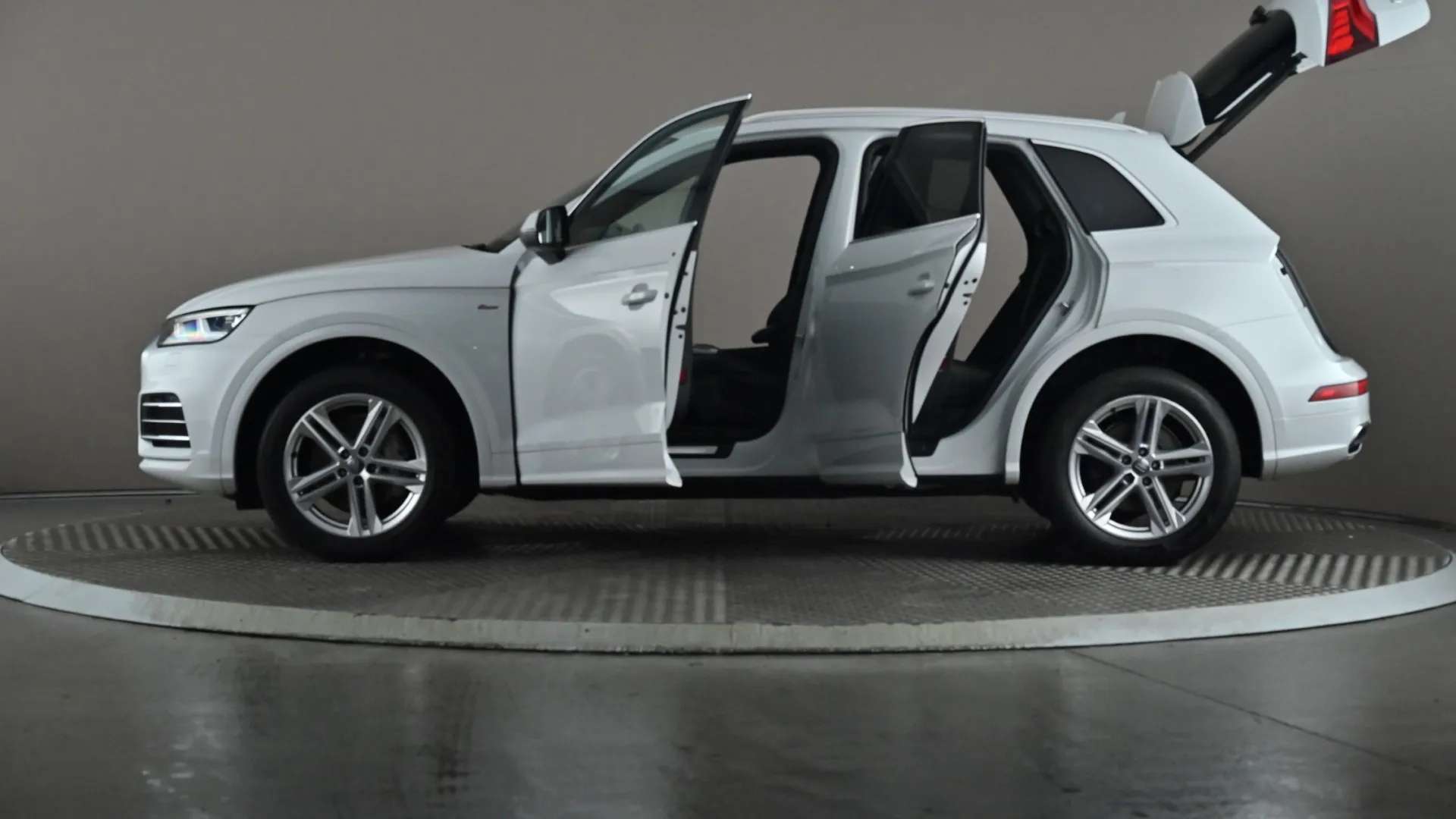 2019 AUDI Q5 2019 AUDI Q5