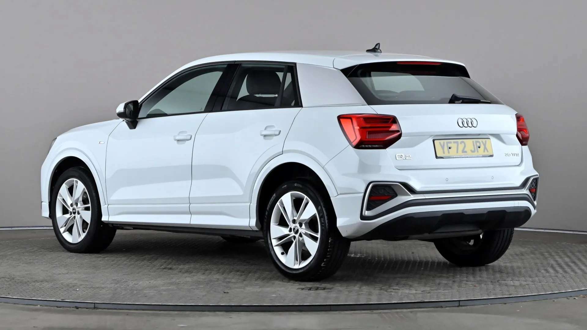 A 2022 AUDI Q2 35 TFSI S Line S Tronic A 2022 AUDI Q2 35 TFSI S Line S Tronic