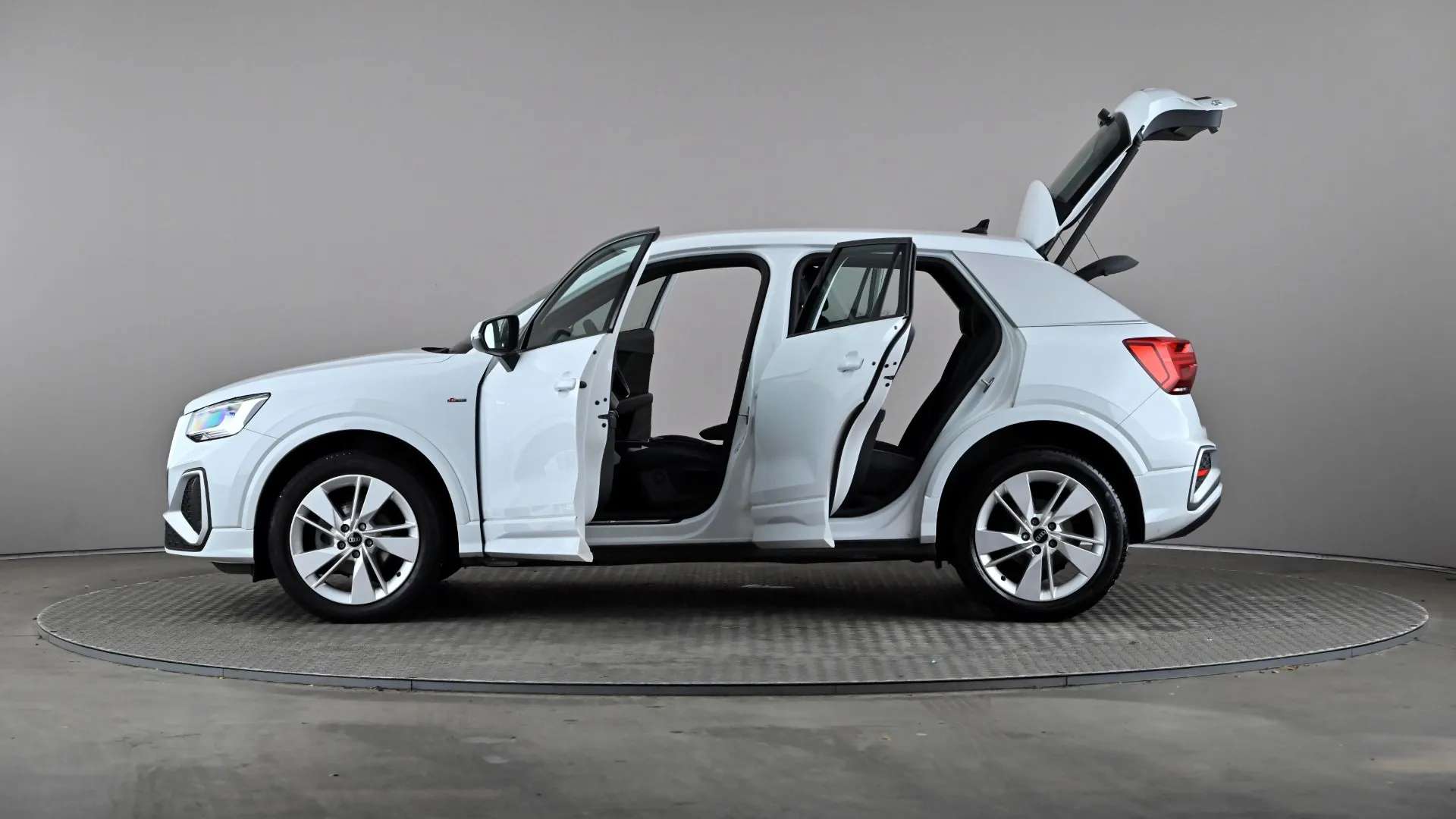 2022 AUDI Q2 2022 AUDI Q2