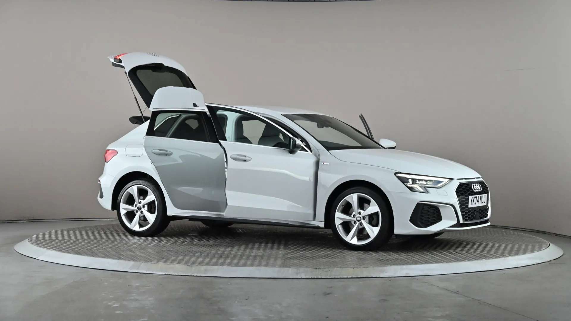 2024 AUDI A3 2024 AUDI A3