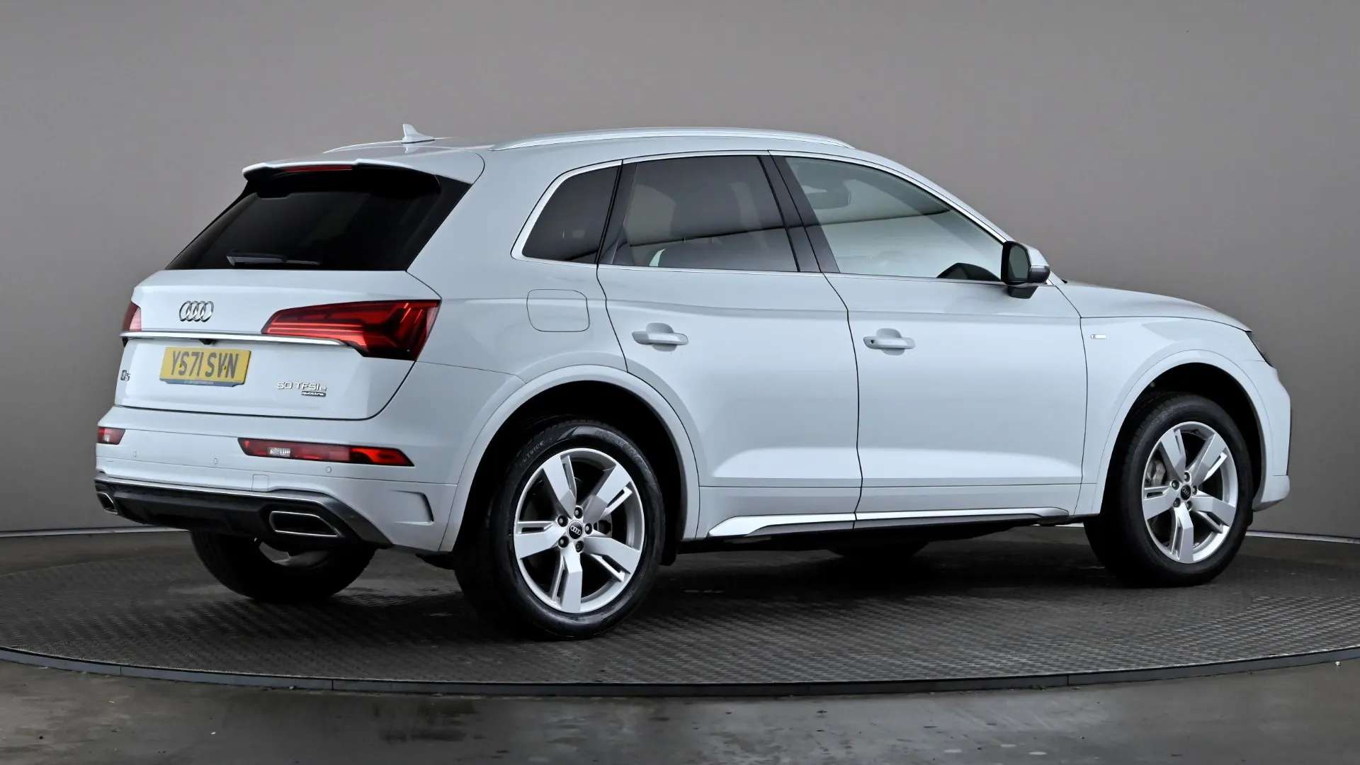 2021 AUDI Q5 2021 AUDI Q5