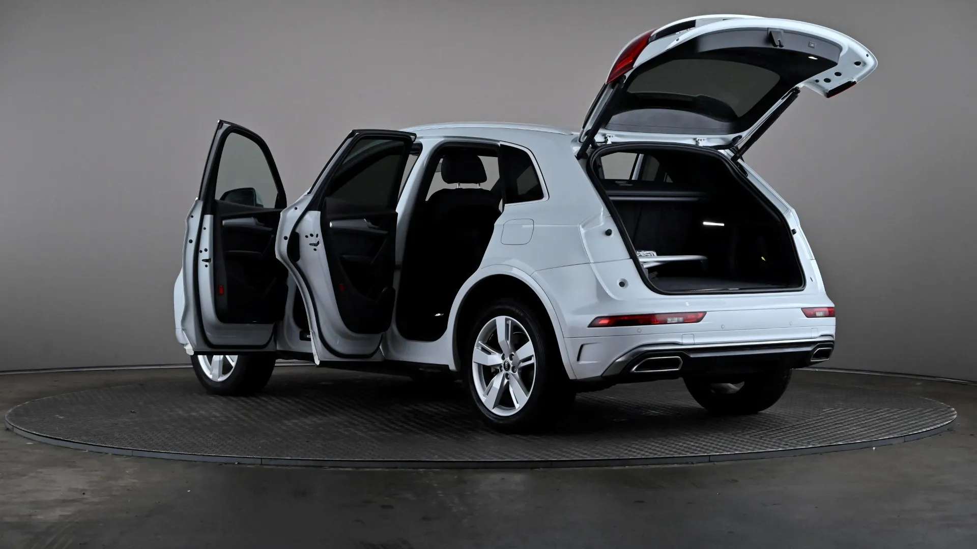 2021 AUDI Q5 2021 AUDI Q5