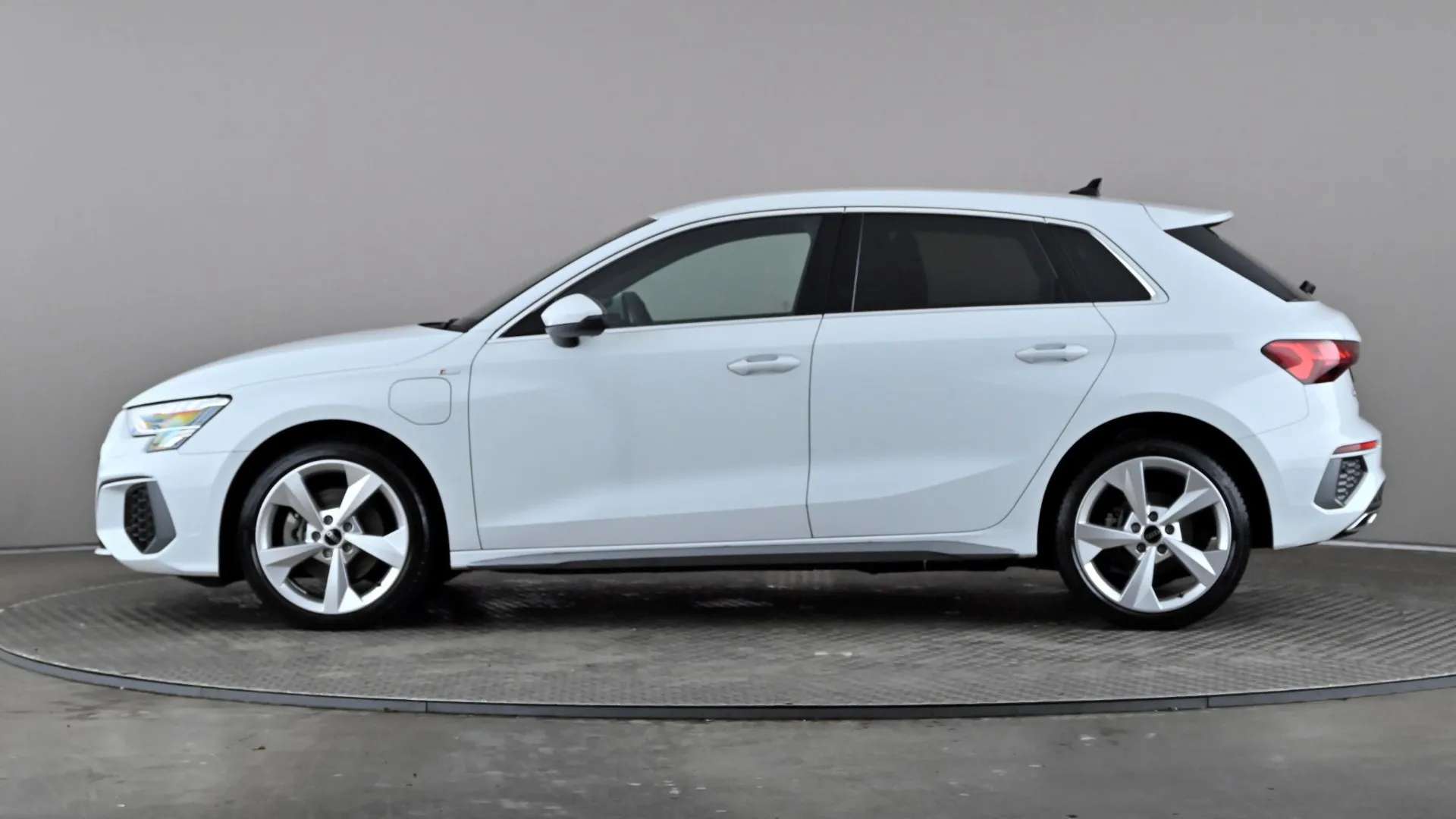 A 2024 AUDI A3 40 TFSI e S Line S Tronic A 2024 AUDI A3 40 TFSI e S Line S Tronic