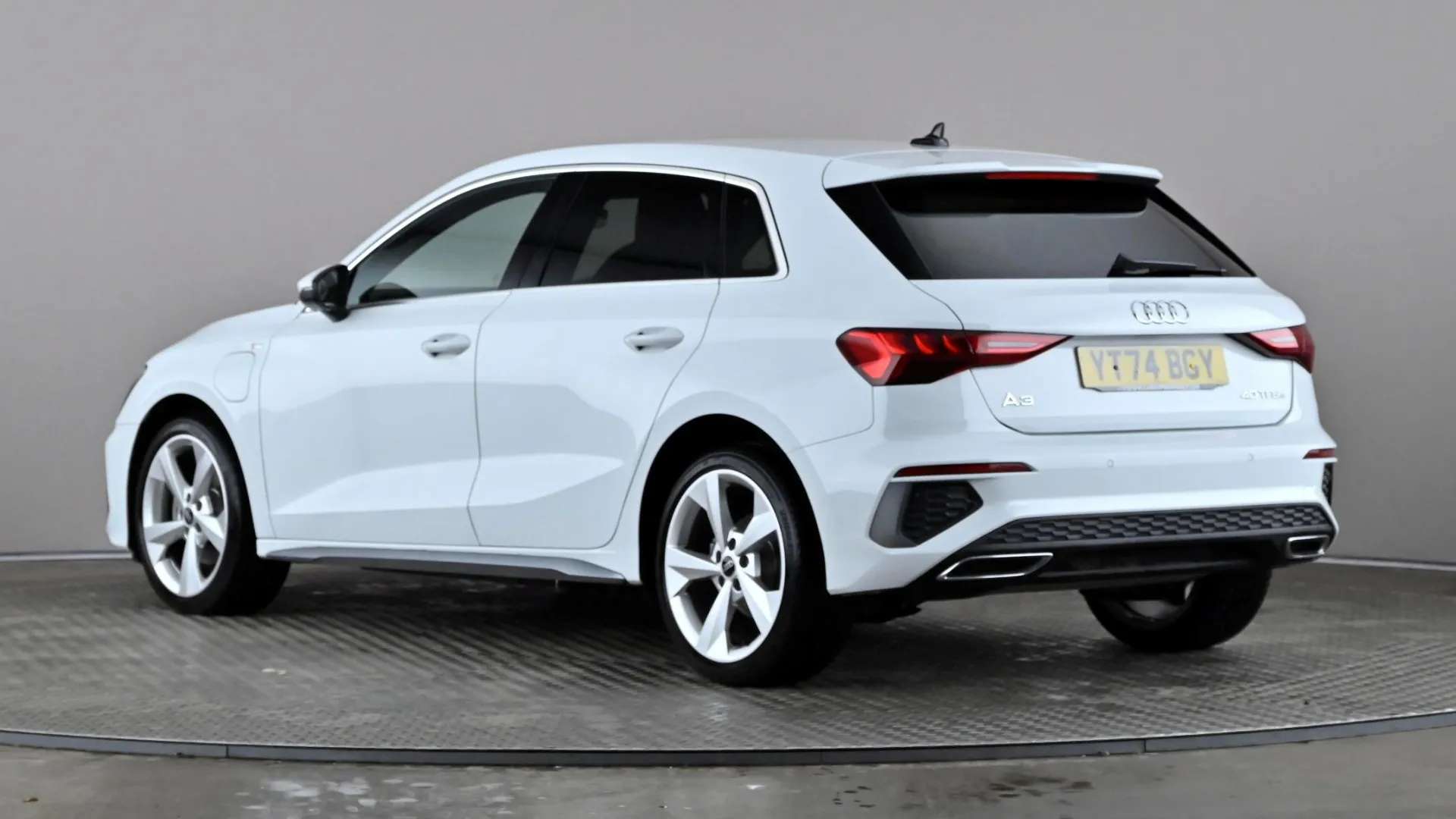 A 2024 AUDI A3 40 TFSI e S Line S Tronic A 2024 AUDI A3 40 TFSI e S Line S Tronic