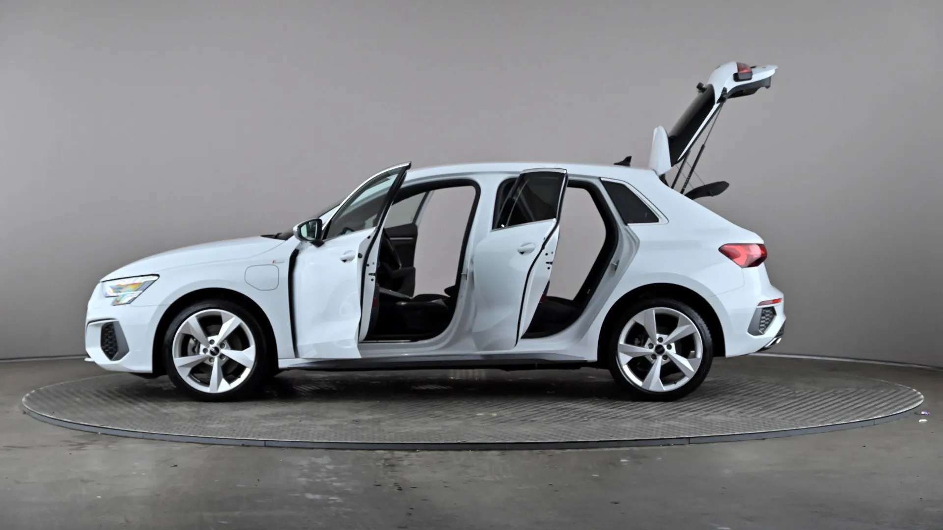 2024 AUDI A3 2024 AUDI A3