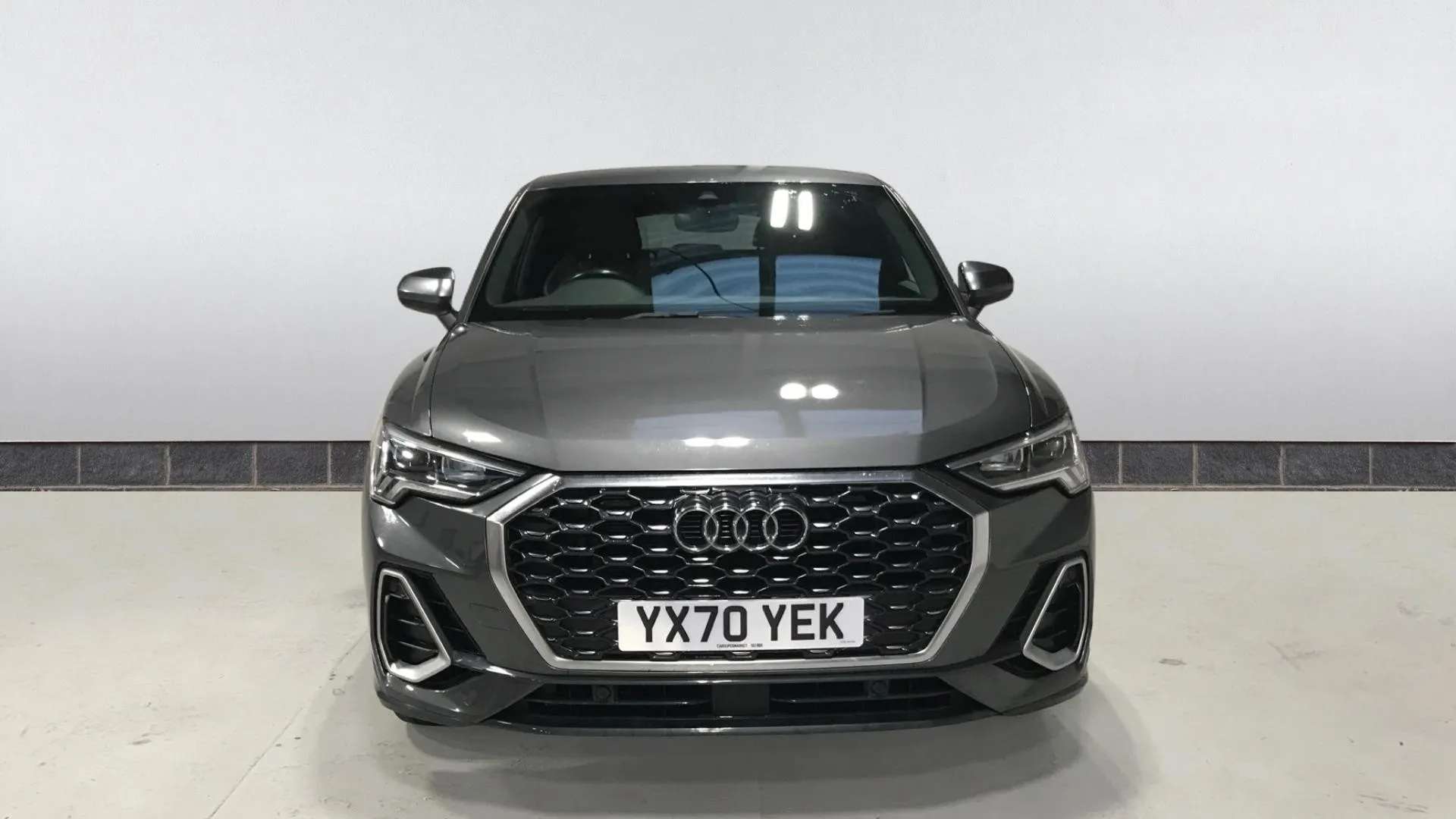 2020 AUDI Q3 2020 AUDI Q3