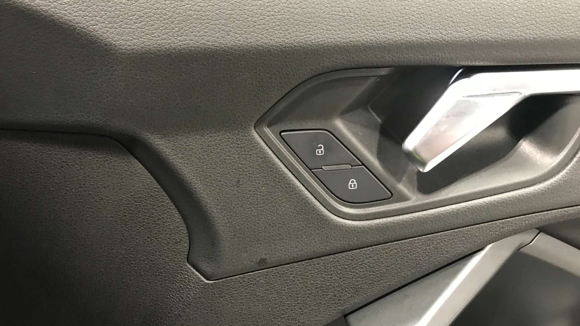 2020 AUDI Q3 2020 AUDI Q3