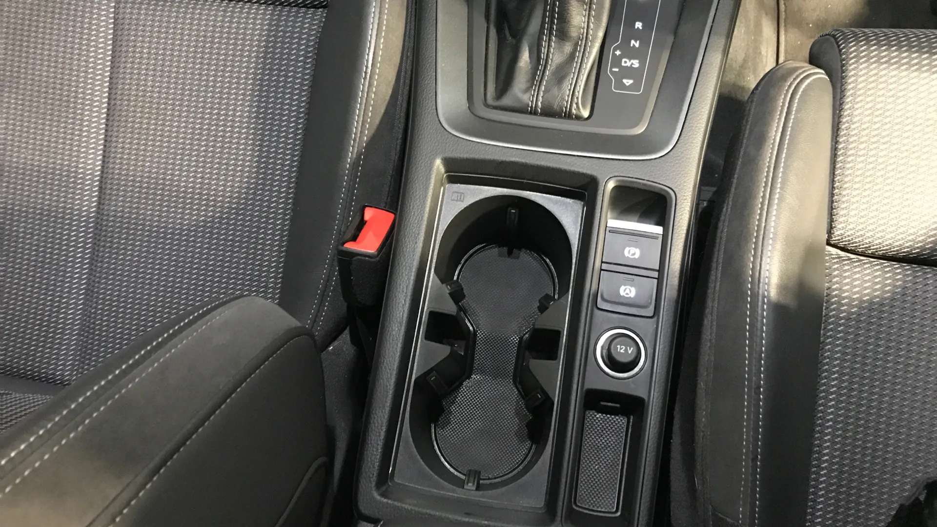 2020 AUDI Q3 2020 AUDI Q3