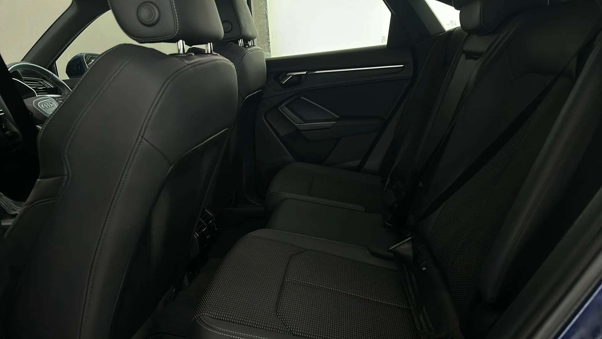 2023 AUDI Q3 2023 AUDI Q3