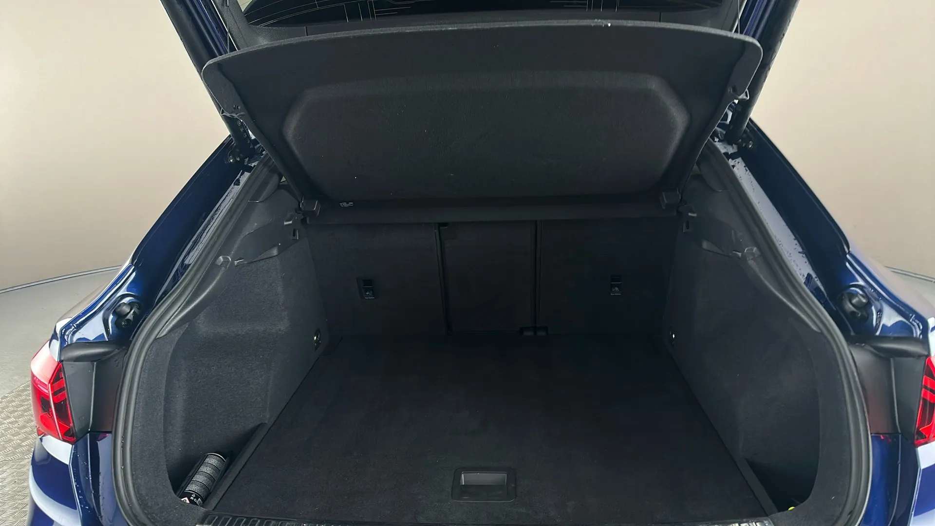 2023 AUDI Q3 2023 AUDI Q3