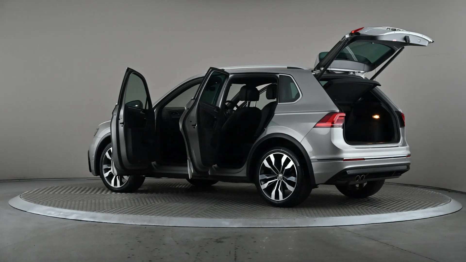 2020 VOLKSWAGEN TIGUAN 2020 VOLKSWAGEN TIGUAN