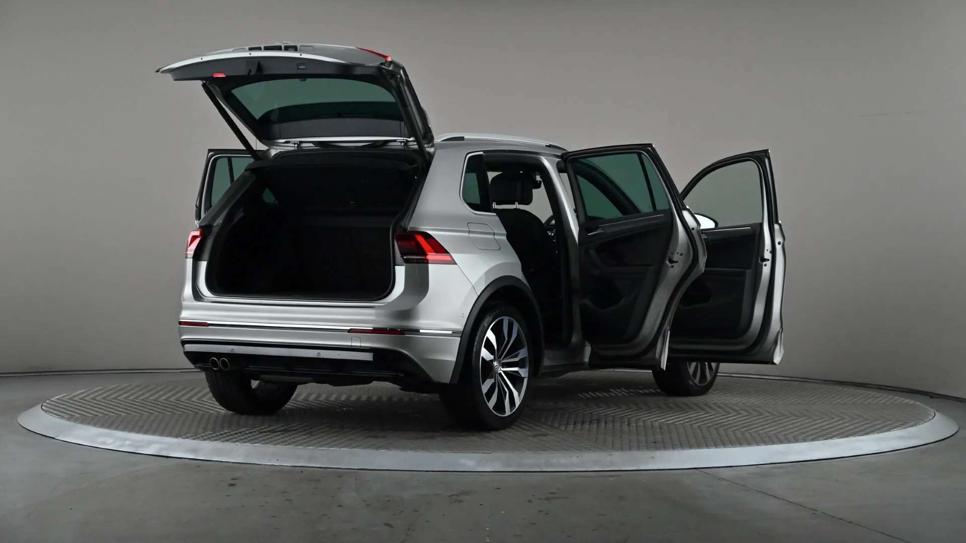 2020 VOLKSWAGEN TIGUAN 2020 VOLKSWAGEN TIGUAN