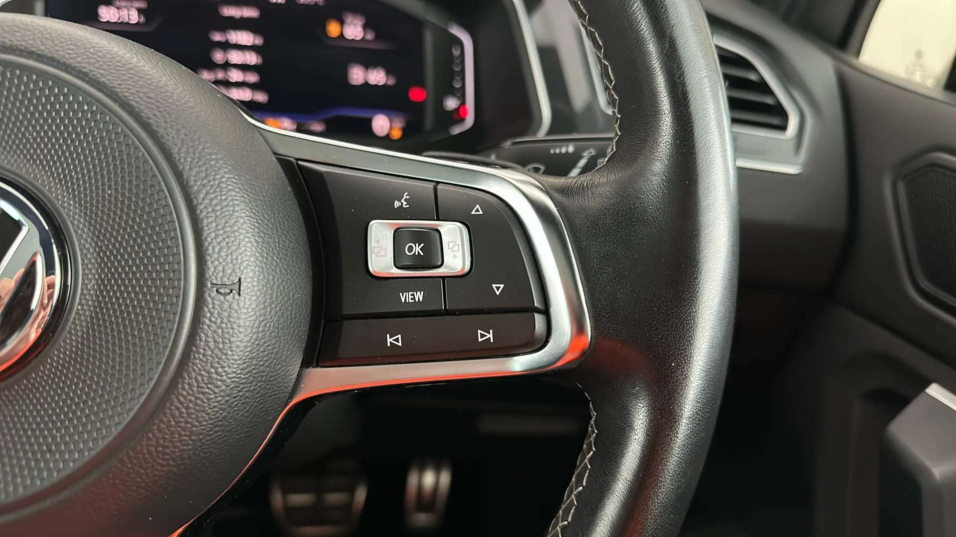 2020 VOLKSWAGEN TIGUAN 2020 VOLKSWAGEN TIGUAN