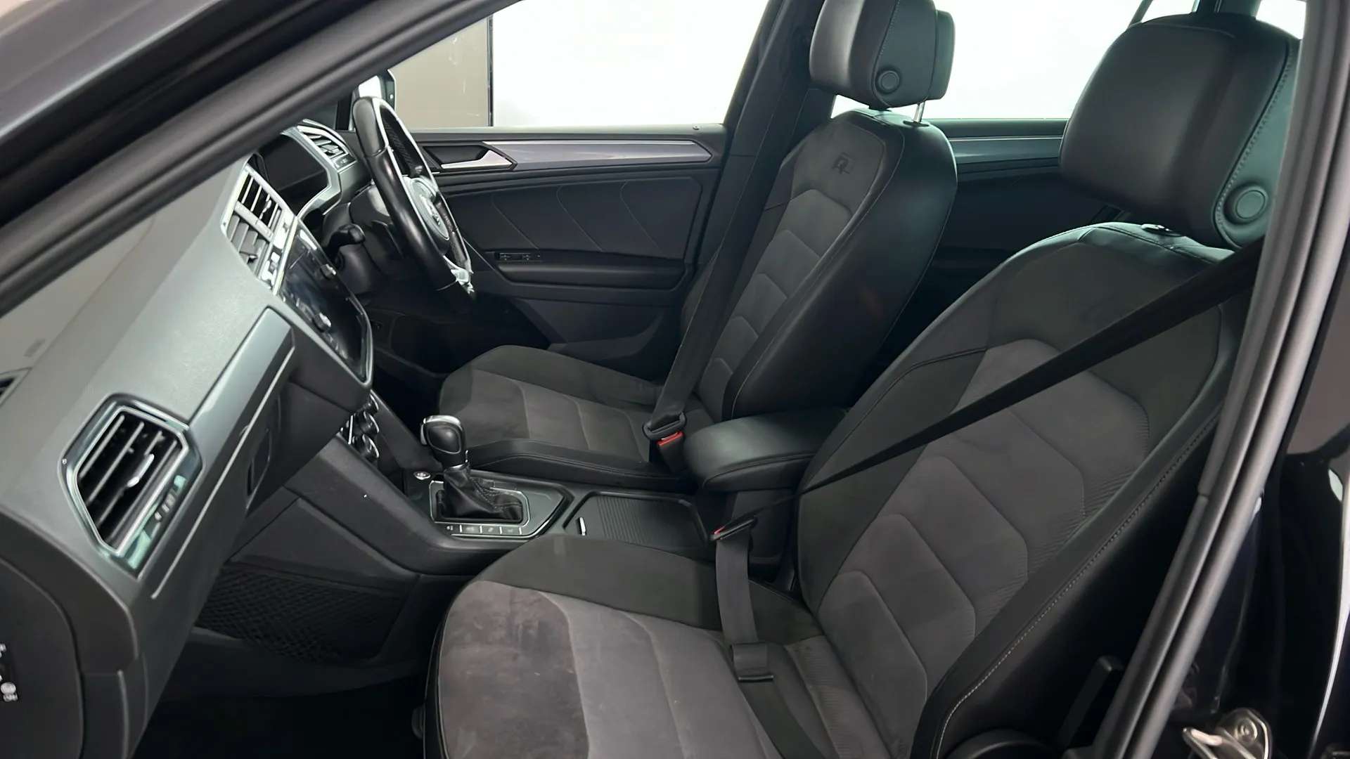 2019 VOLKSWAGEN TIGUAN 2019 VOLKSWAGEN TIGUAN