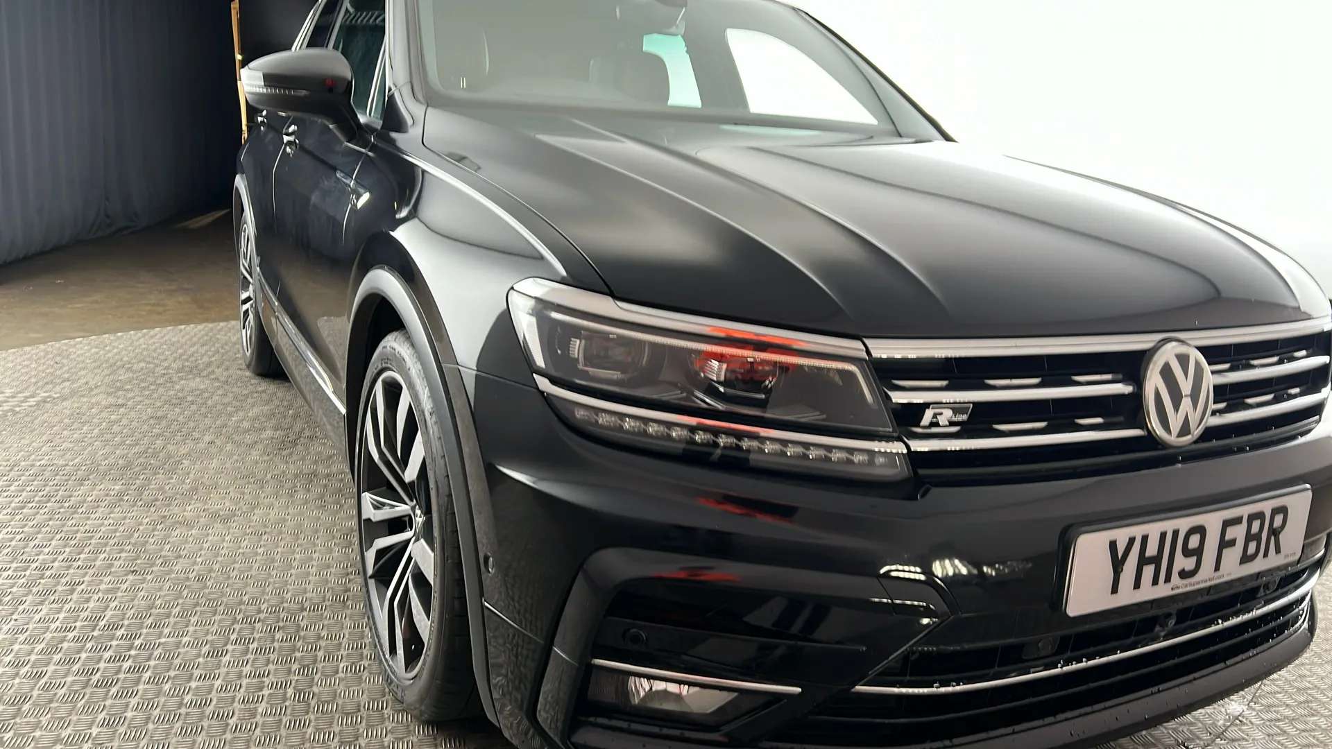 2019 VOLKSWAGEN TIGUAN 2019 VOLKSWAGEN TIGUAN