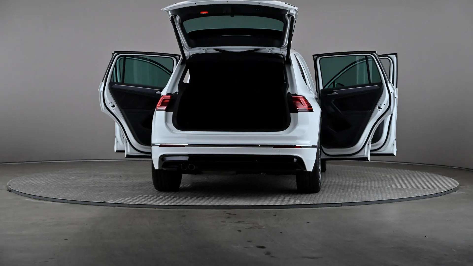 2019 VOLKSWAGEN TIGUAN 2019 VOLKSWAGEN TIGUAN