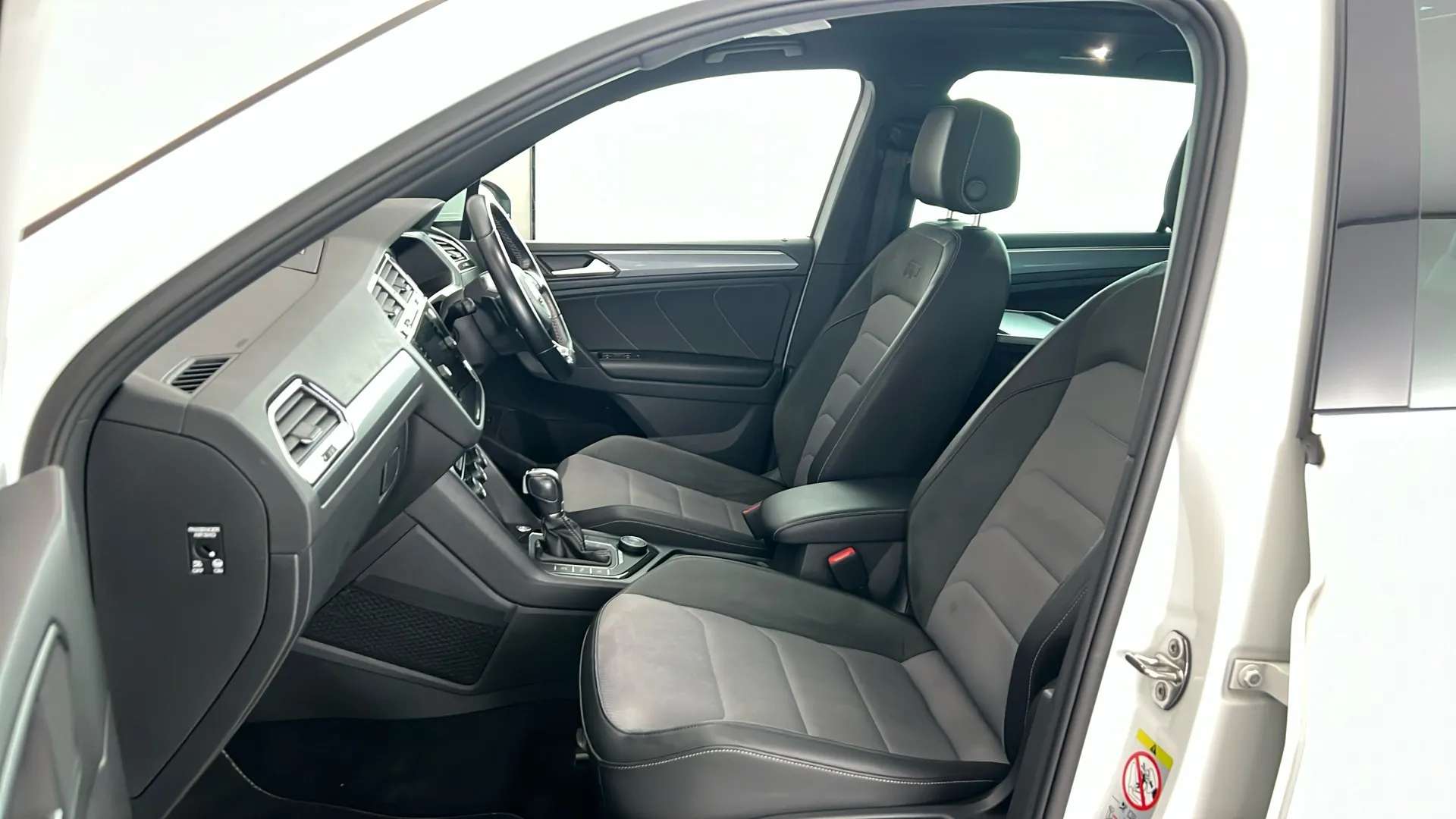 2019 VOLKSWAGEN TIGUAN 2019 VOLKSWAGEN TIGUAN