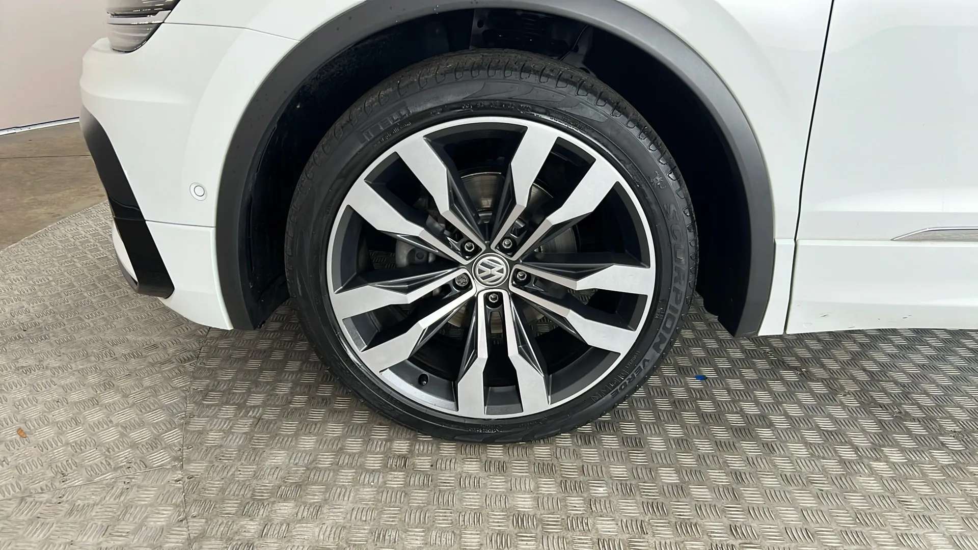 2019 VOLKSWAGEN TIGUAN 2019 VOLKSWAGEN TIGUAN