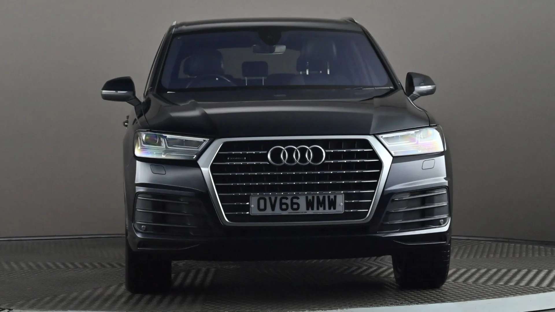 A 2016 AUDI Q7 3.0 TDI Quattro S Line Tip Auto A 2016 AUDI Q7 3.0 TDI Quattro S Line Tip Auto
