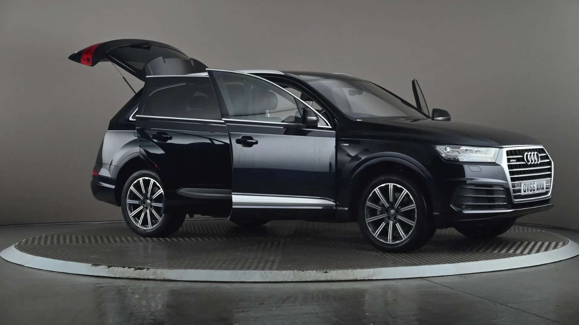 2016 AUDI Q7 2016 AUDI Q7