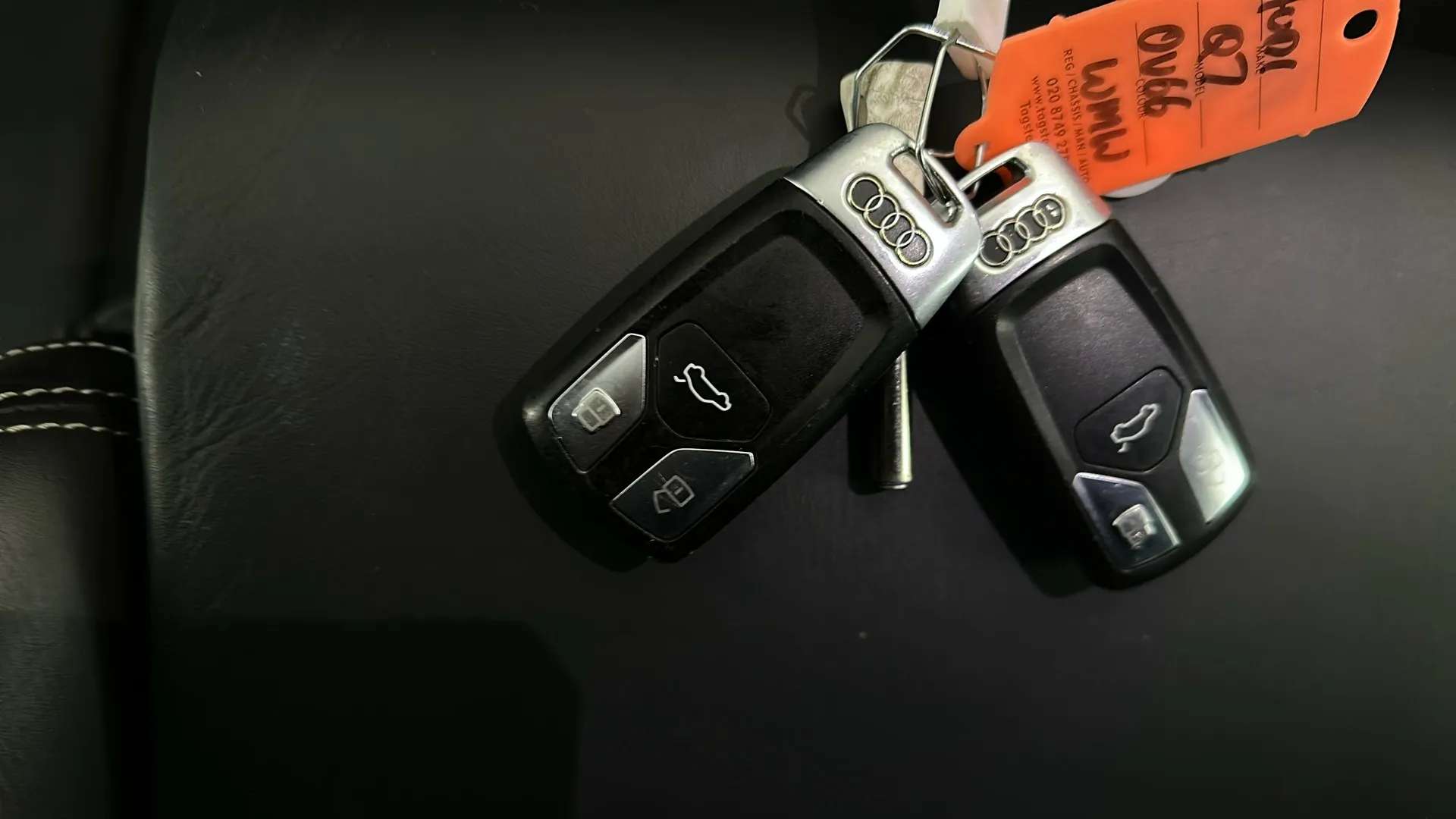 2016 AUDI Q7 2016 AUDI Q7