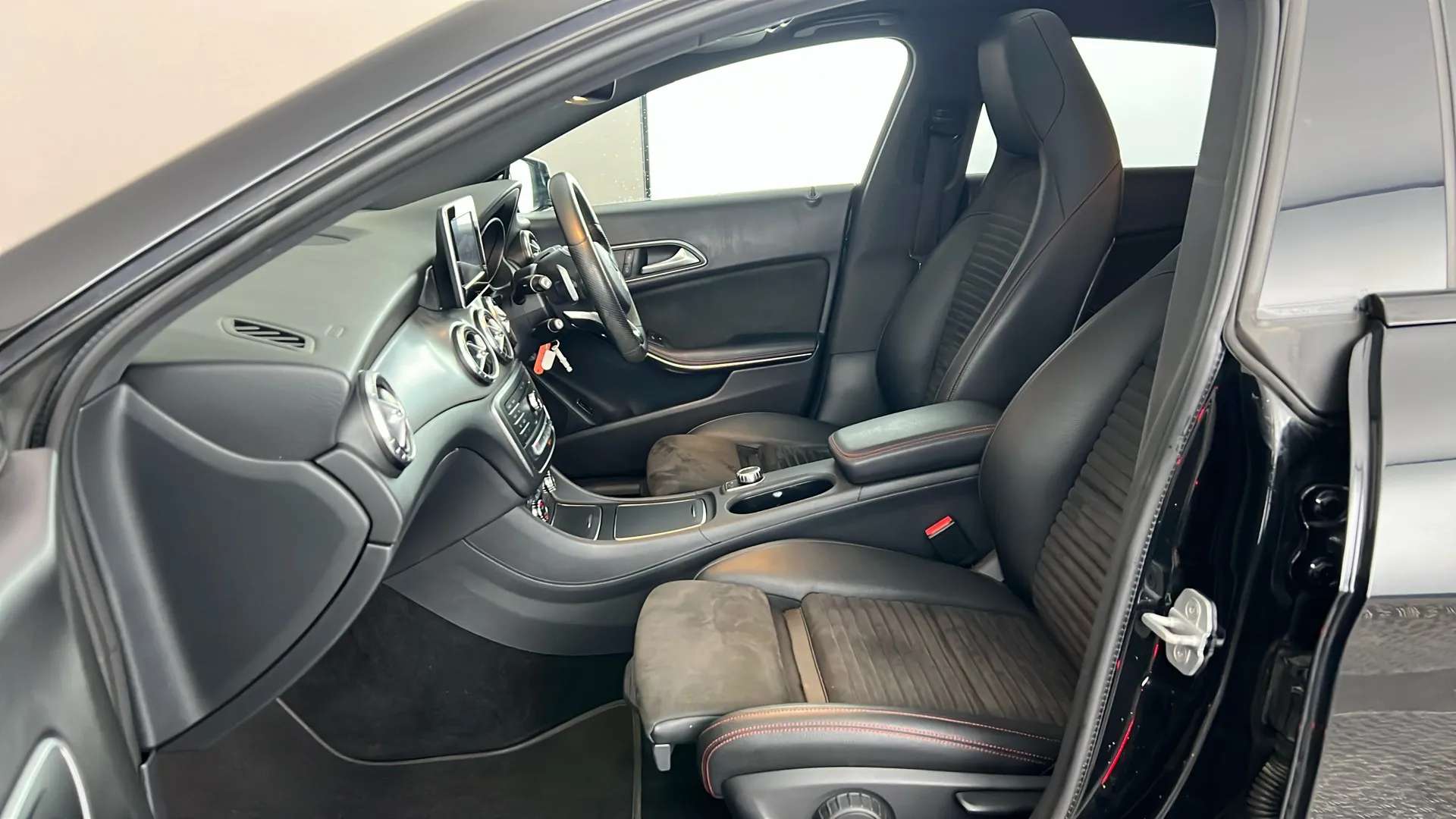 2018 MERCEDES-BENZ CLA CLASS 2018 MERCEDES-BENZ CLA CLASS