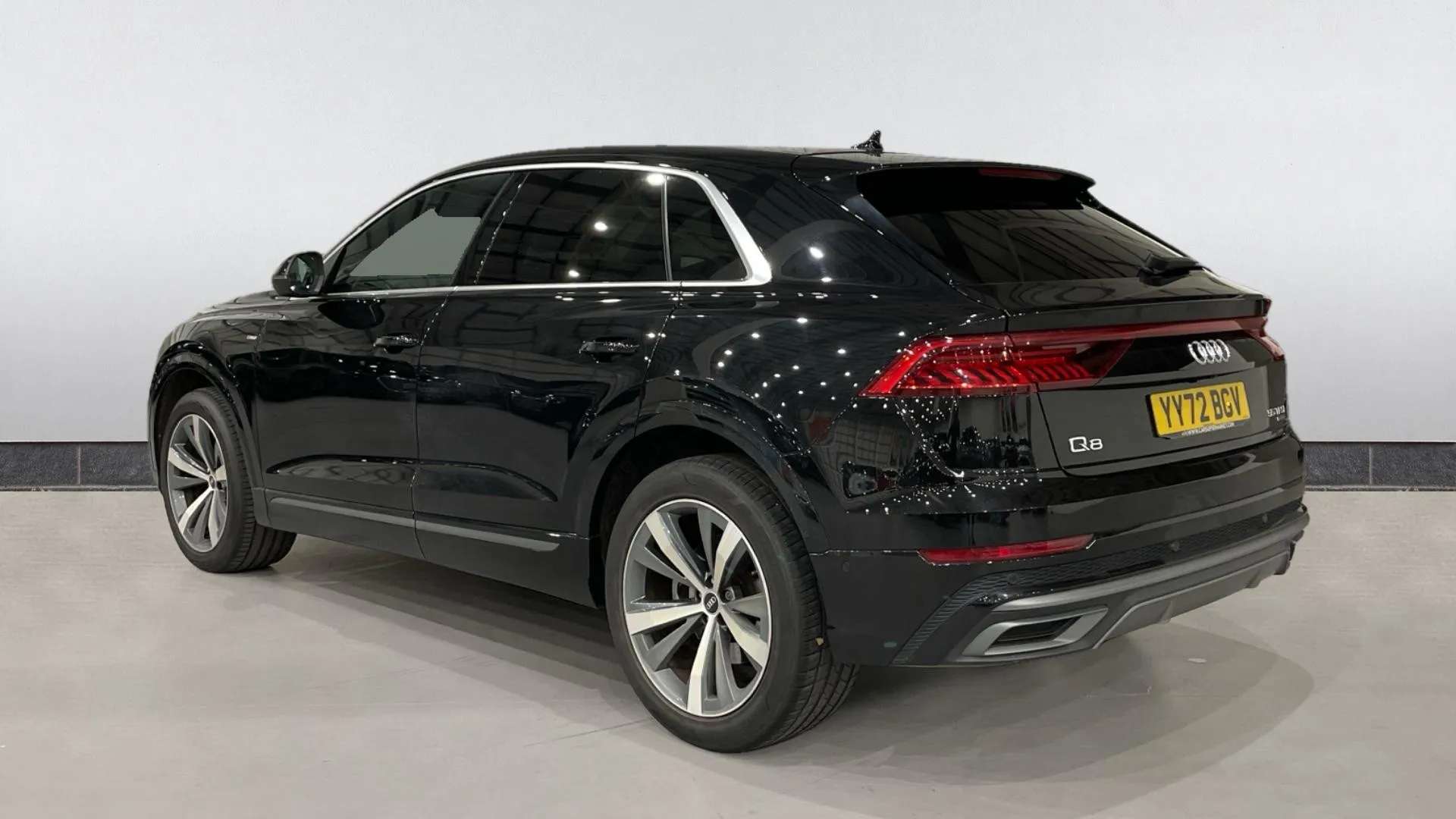 2022 AUDI Q8 2022 AUDI Q8