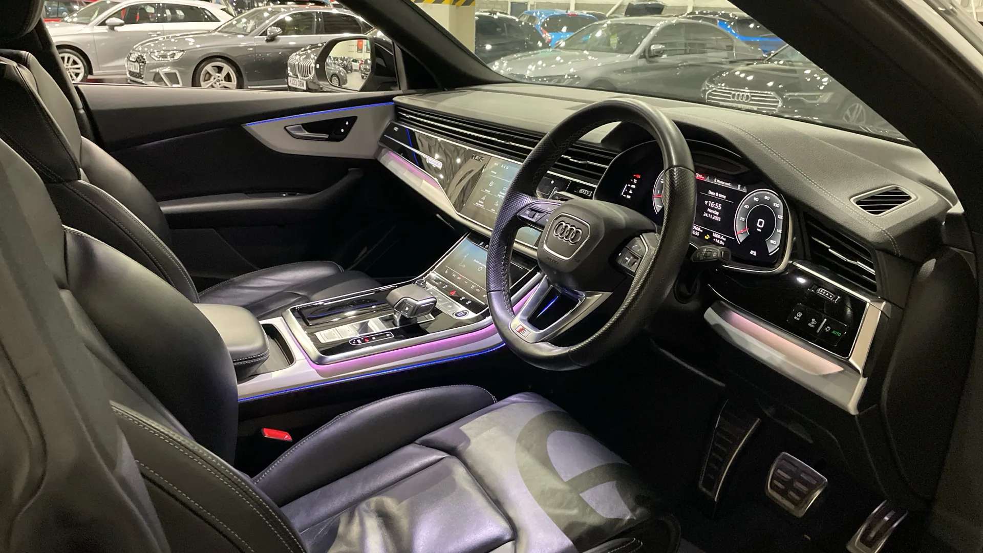 2022 AUDI Q8 2022 AUDI Q8