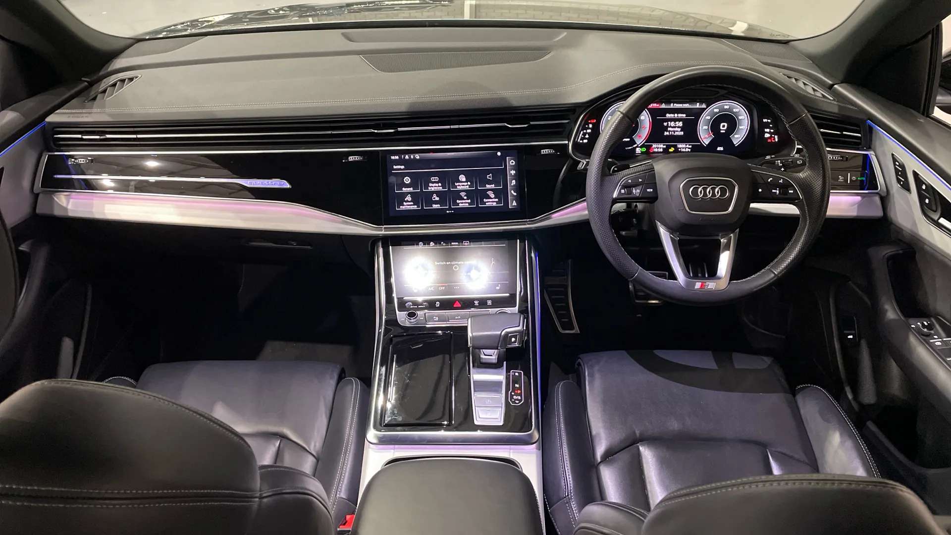 2022 AUDI Q8 2022 AUDI Q8