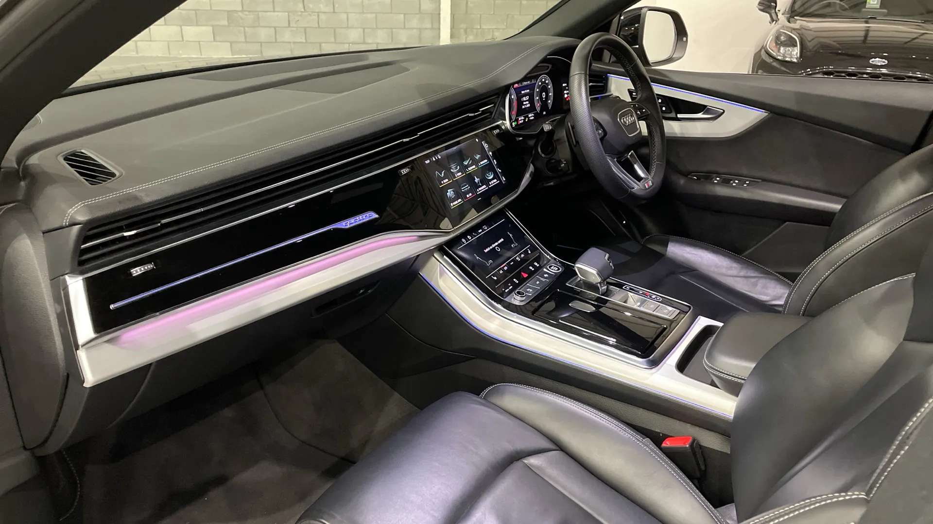 2022 AUDI Q8 2022 AUDI Q8