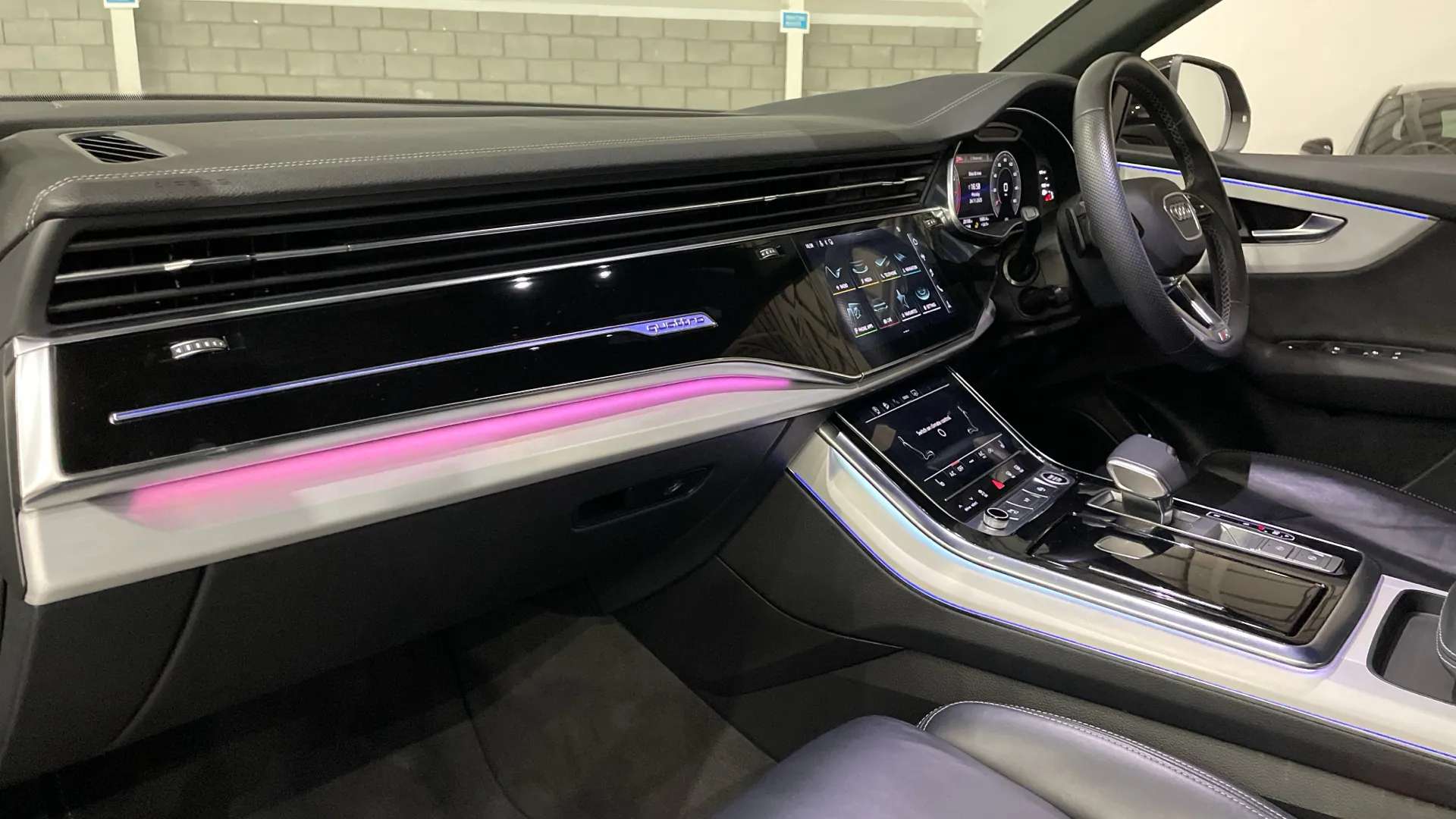 2022 AUDI Q8 2022 AUDI Q8