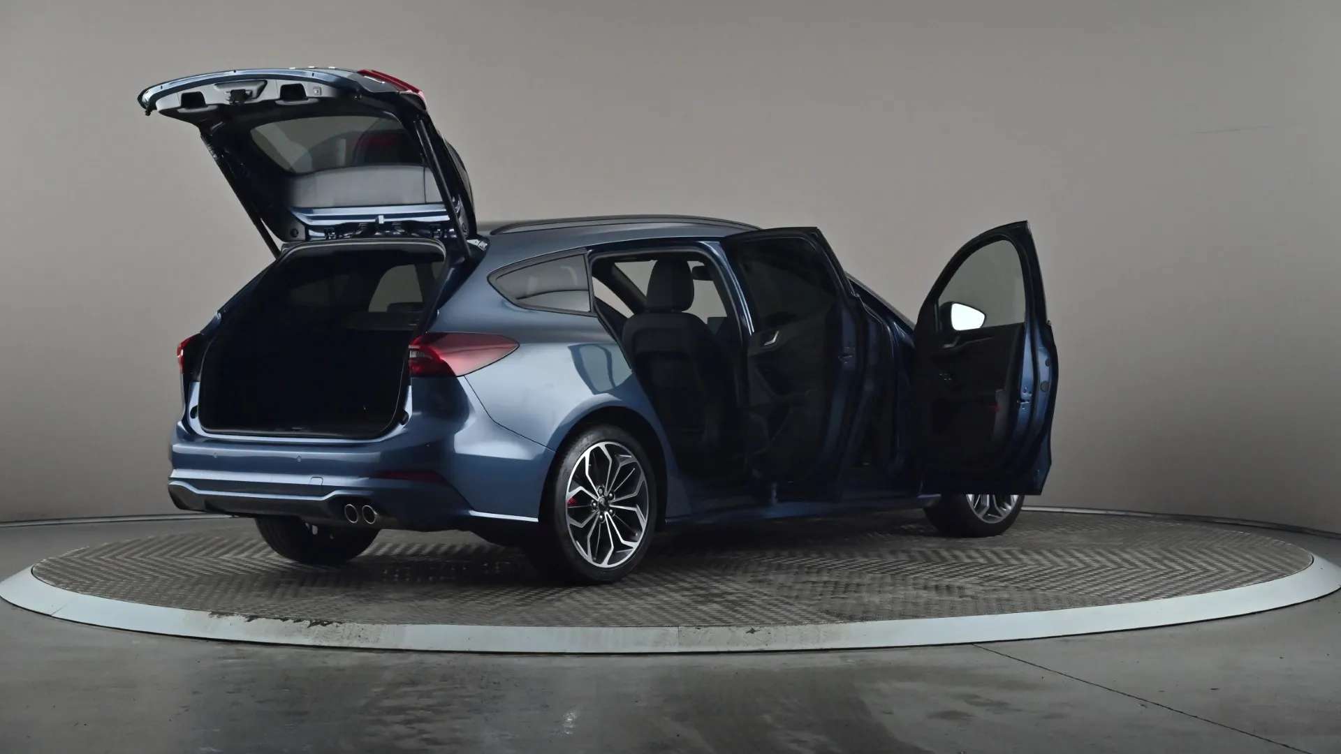 2022 FORD FOCUS 2022 FORD FOCUS