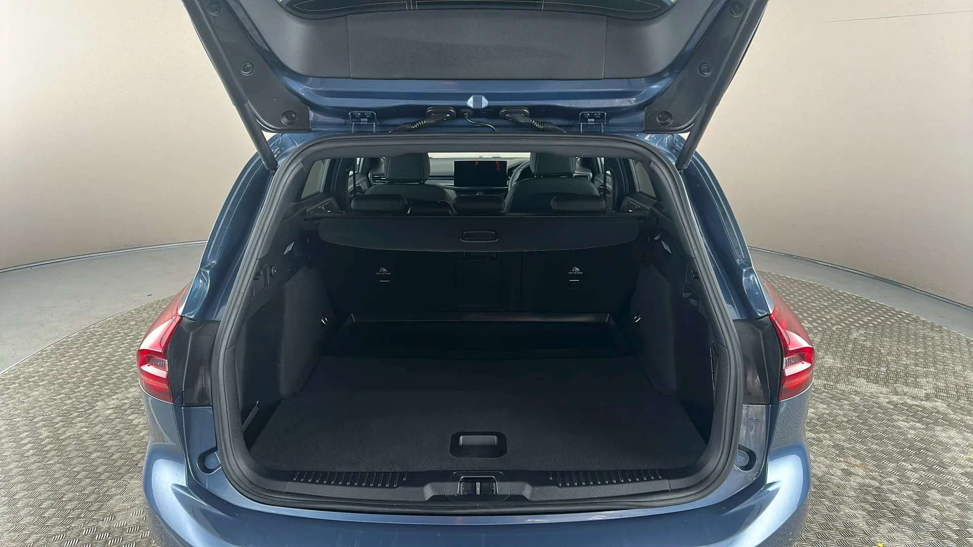 2022 FORD FOCUS 2022 FORD FOCUS