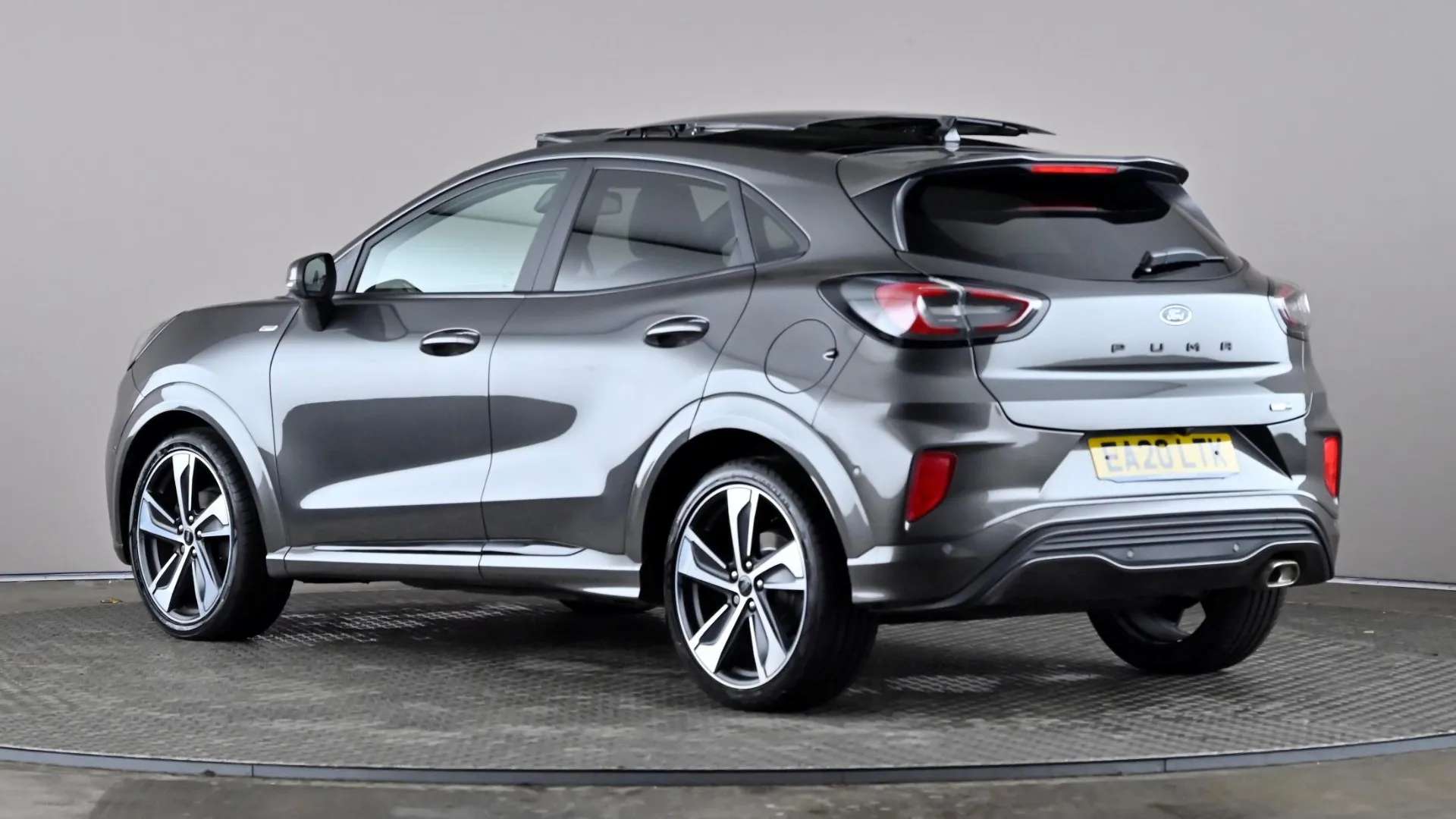 A 2020 FORD PUMA 1.0 EcoBoost Hybrid mHEV 155 ST-Line X 1st Ed+ A 2020 FORD PUMA 1.0 EcoBoost Hybrid mHEV 155 ST-Line X 1st Ed+