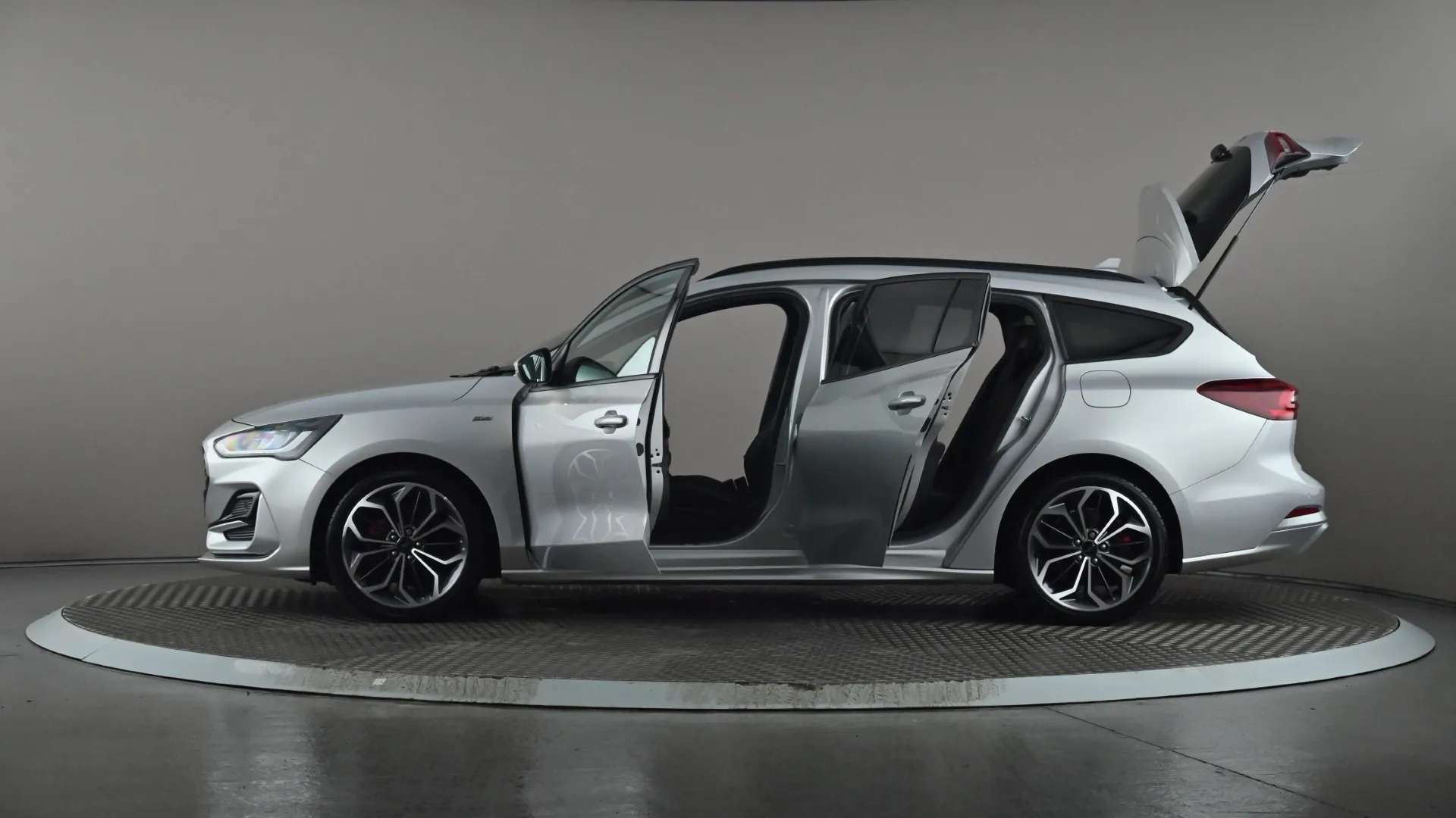 2024 FORD FOCUS 2024 FORD FOCUS