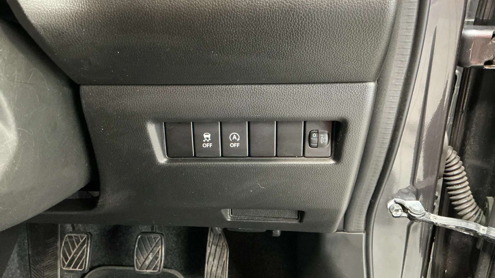 2020 SUZUKI SWIFT 2020 SUZUKI SWIFT
